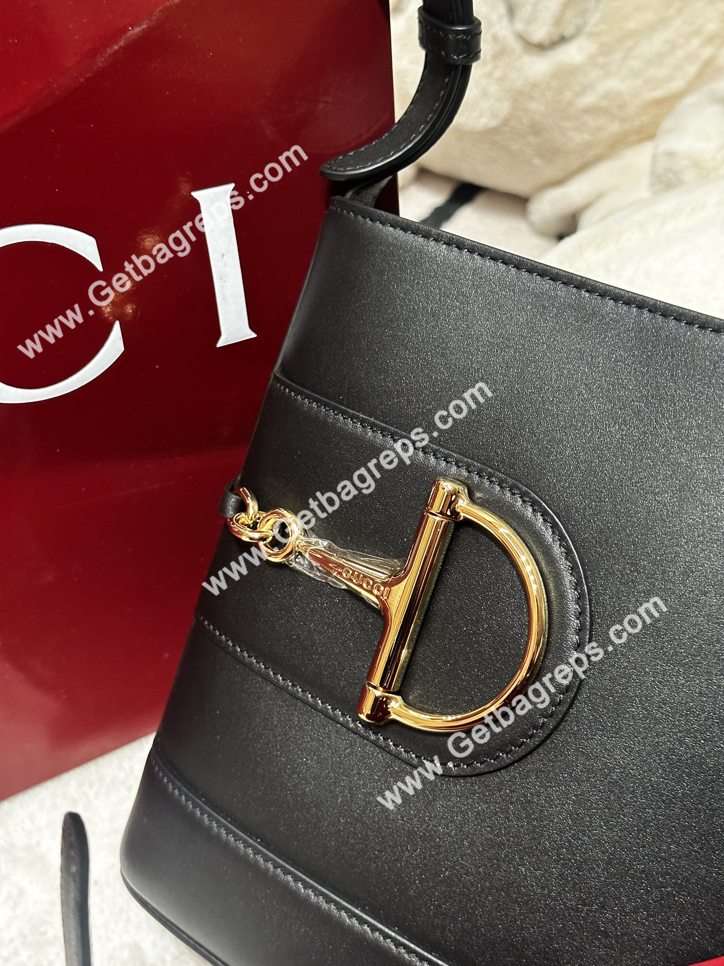 Gucci 833665 73 Mini Bucket Bag Black Smooth Leather