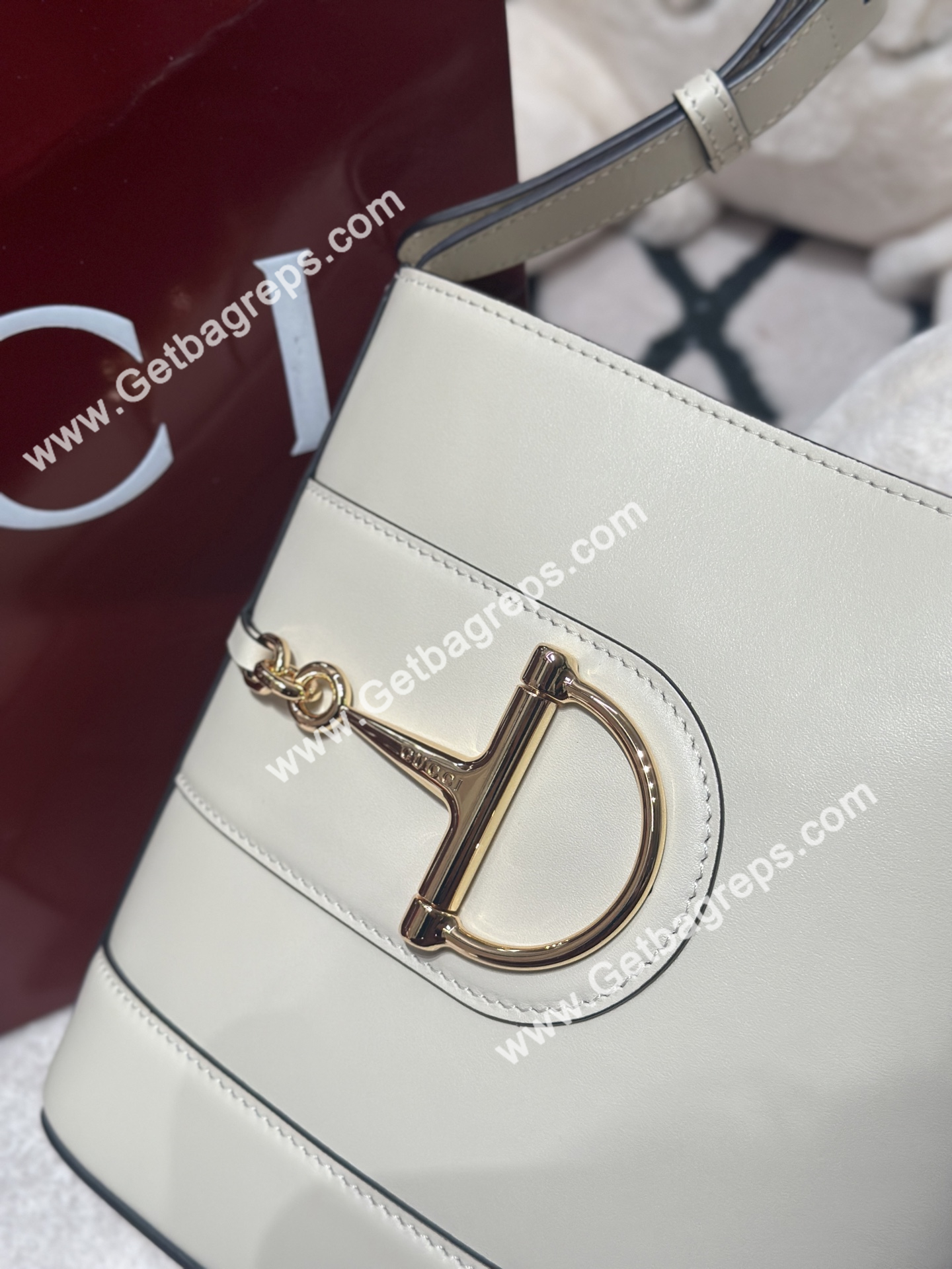 Gucci 833665 73 Mini Bucket Bag White Smooth Leather