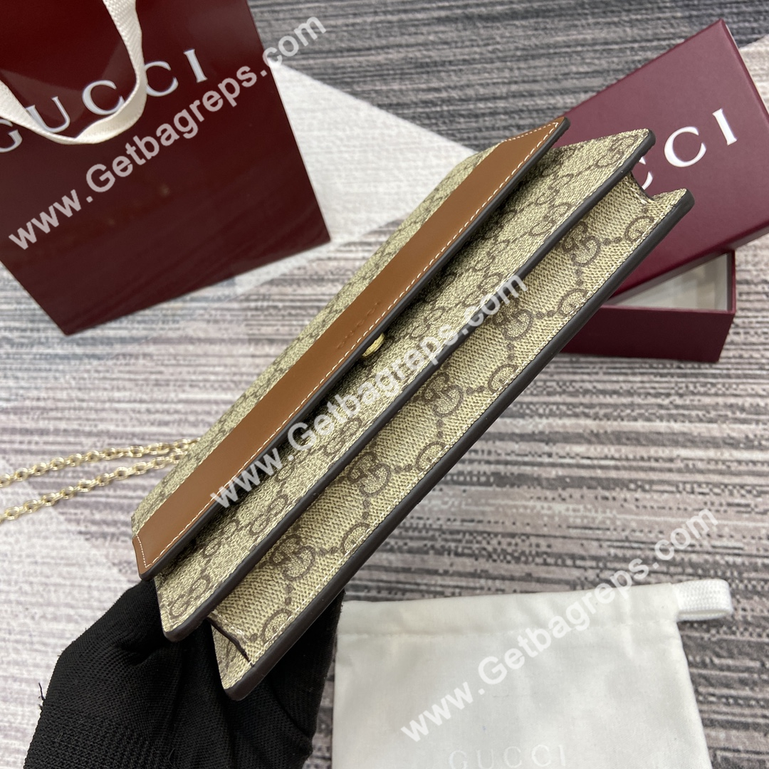 Gucci 838151 GG Emblem wallet on chain