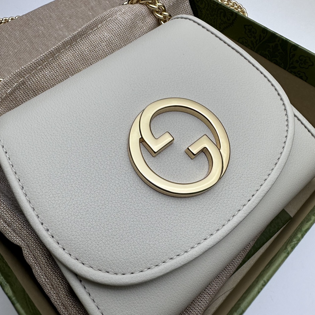 Gucci Blondie Medium Chain Wallet White Leahter