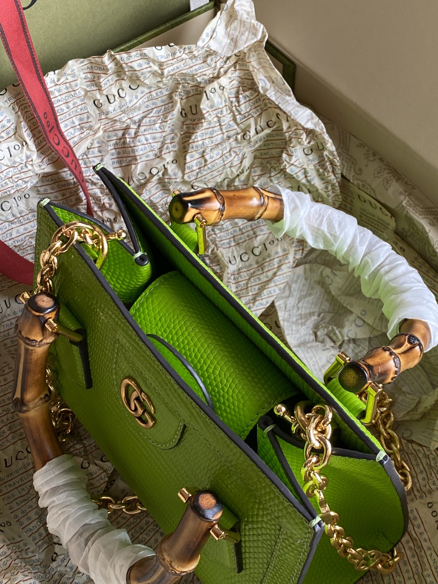 Gucci Diana Light Green lizard Mini Bag With Removable Chain Shoulder Strap