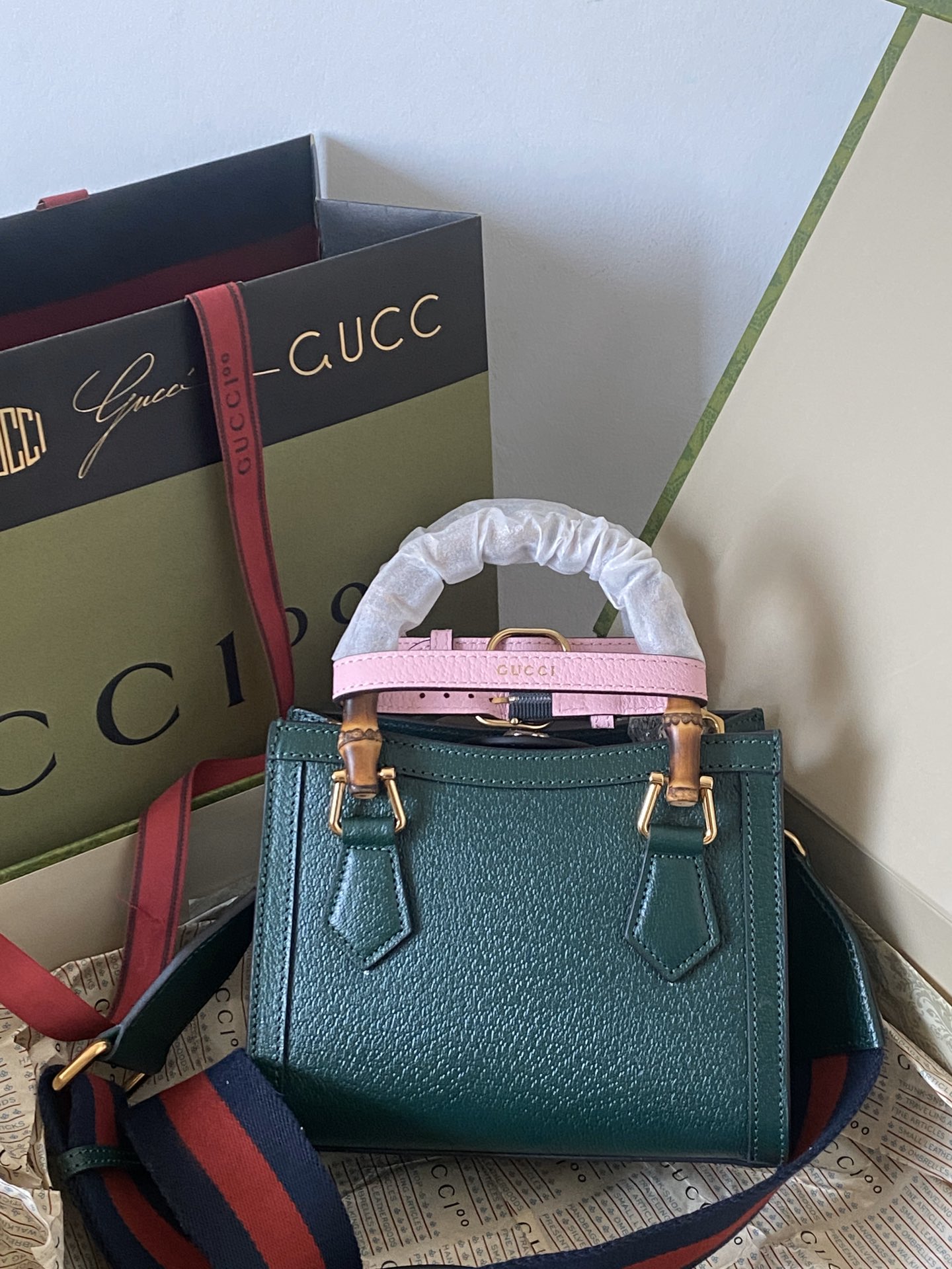 Gucci Diana Mini Tote Bag Shiny Antique Gold-toned Hardware Green Leather