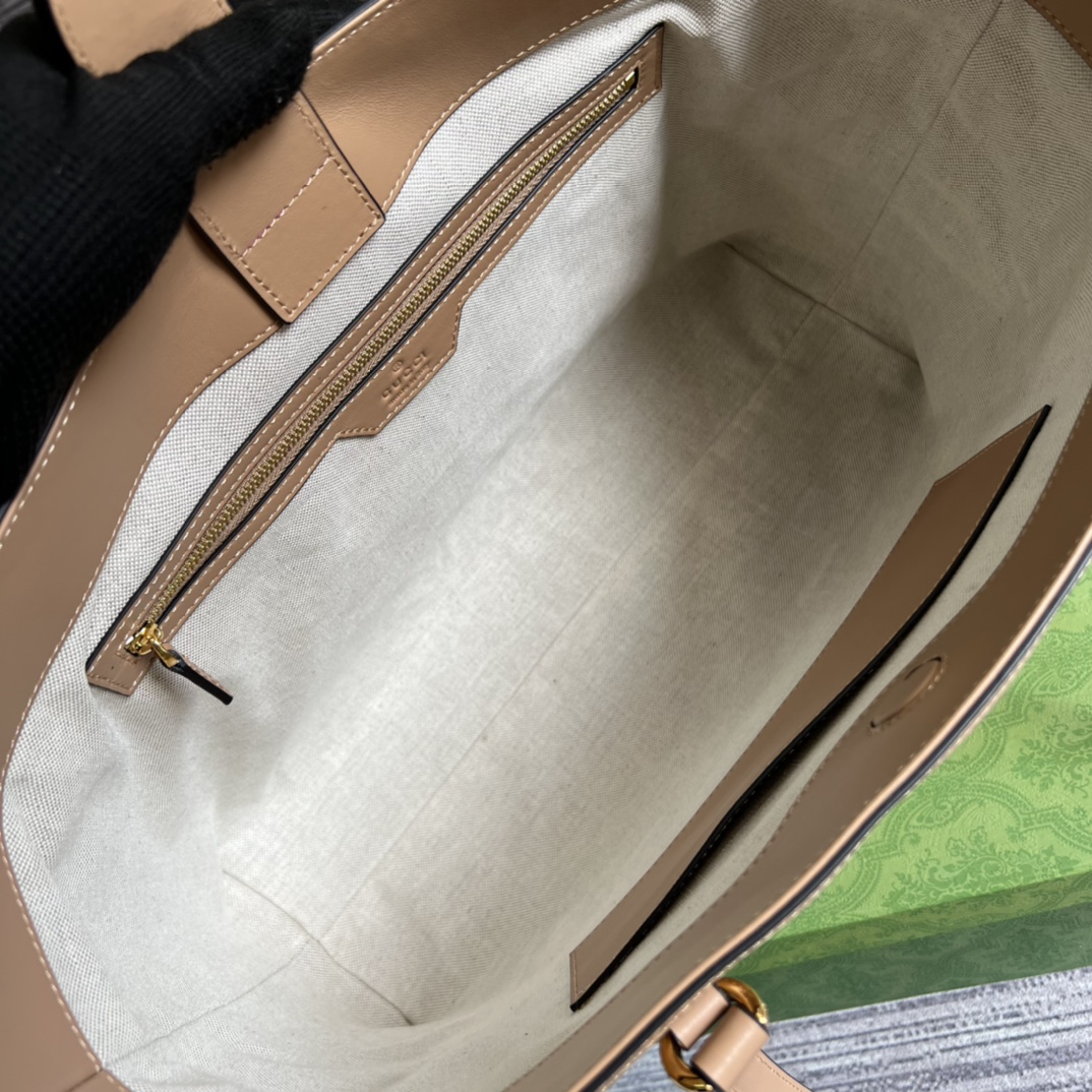 Gucci GG Matelasse Leather Medium Tote Beige 631685