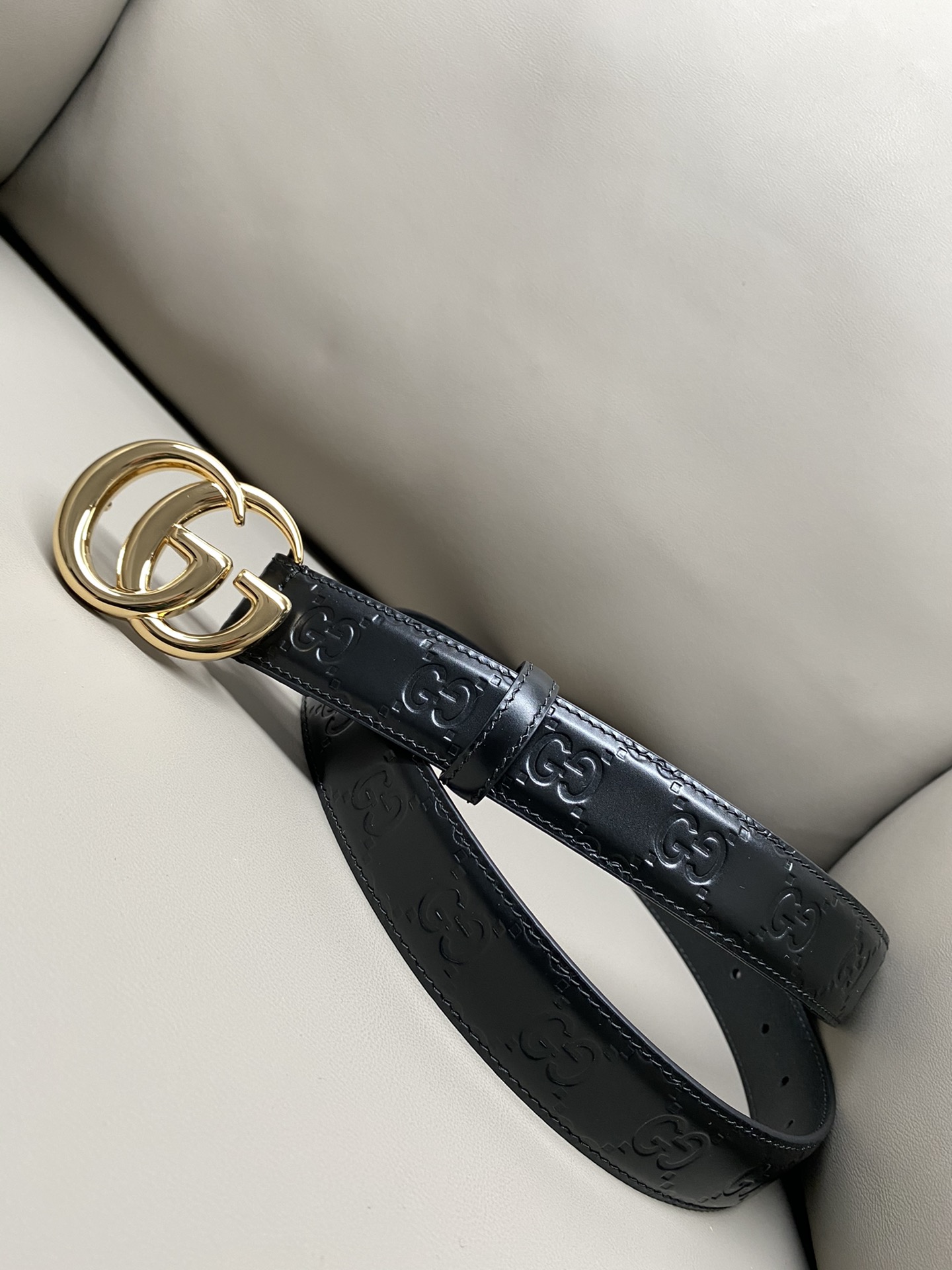 Gucci Men Leather Belt Width 3cm- 220