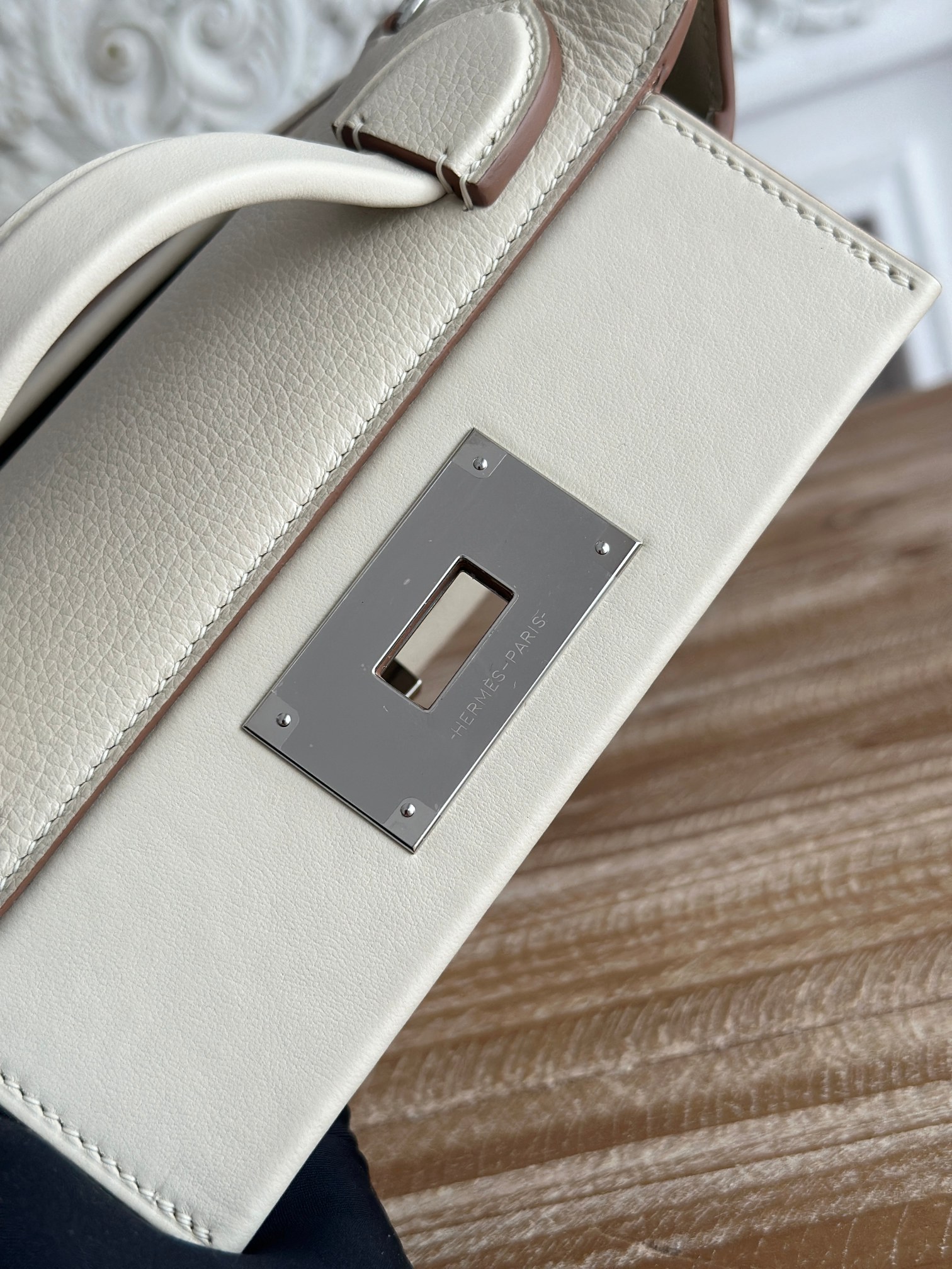 Hermes 24-24 Mini Bag Evercolor Milkshake White with Silver