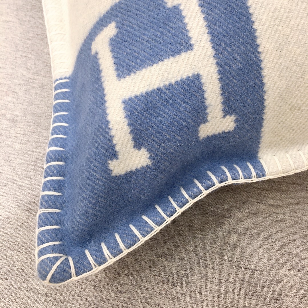 Hermes Avalon Pillow Pillows Blue 003