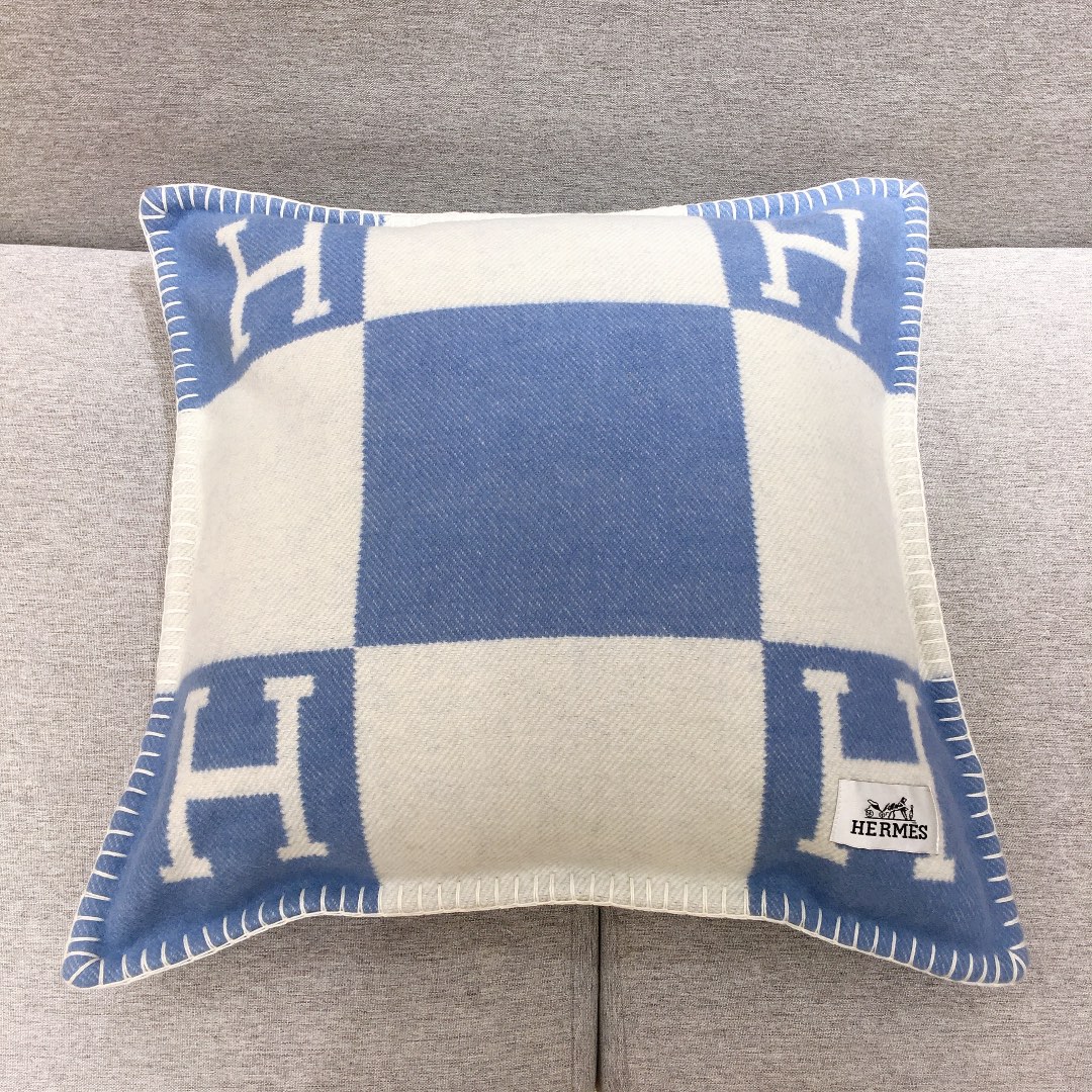 Hermes Avalon Pillow Pillows Blue 003