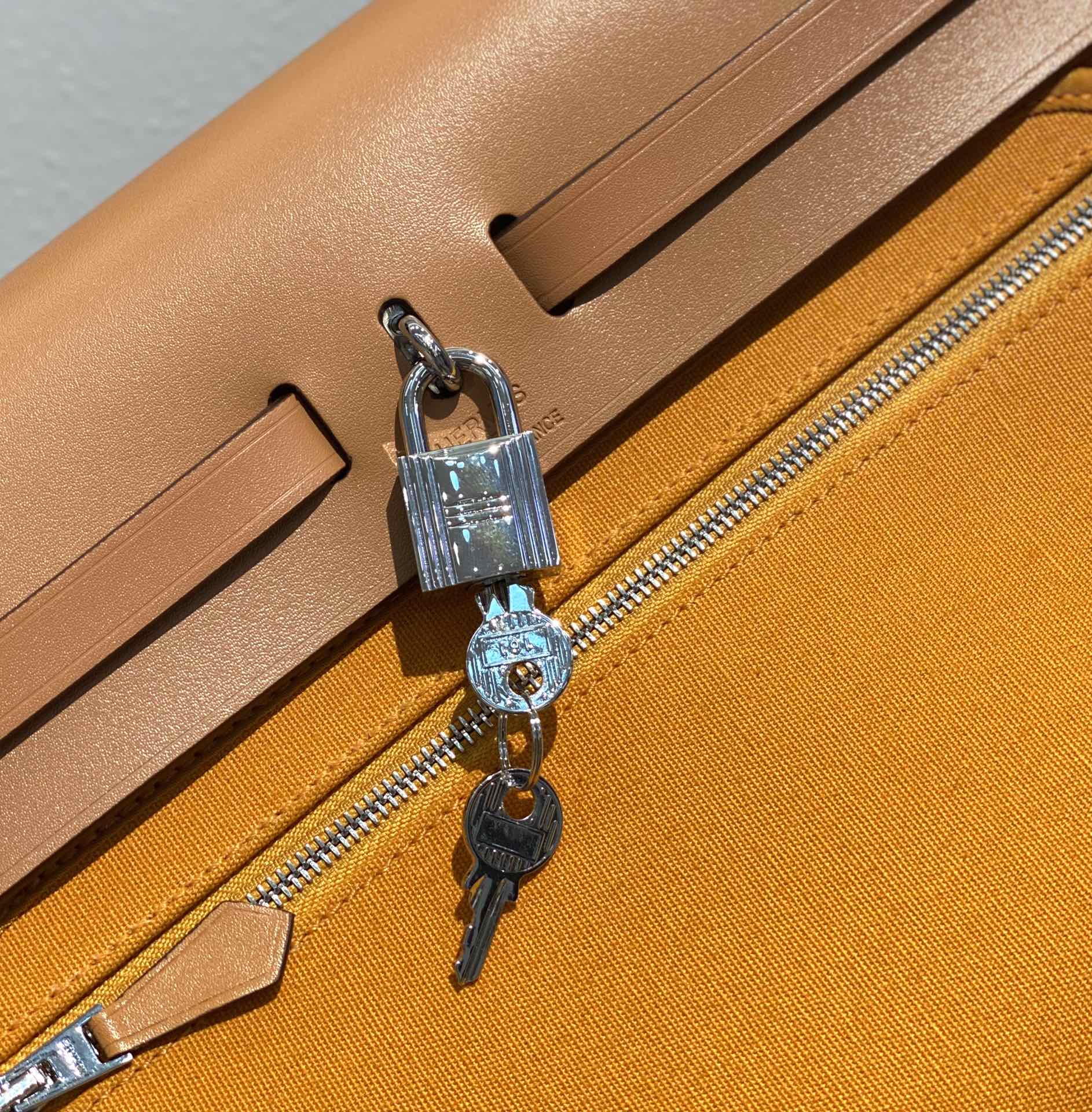Hermes Herbag Turmeric and Brown