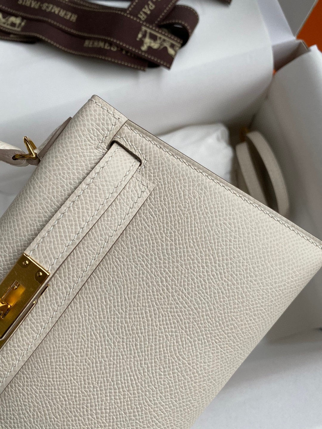 Hermes Kelly Mini II Bag Epsom Leather Milkshake White With Gold