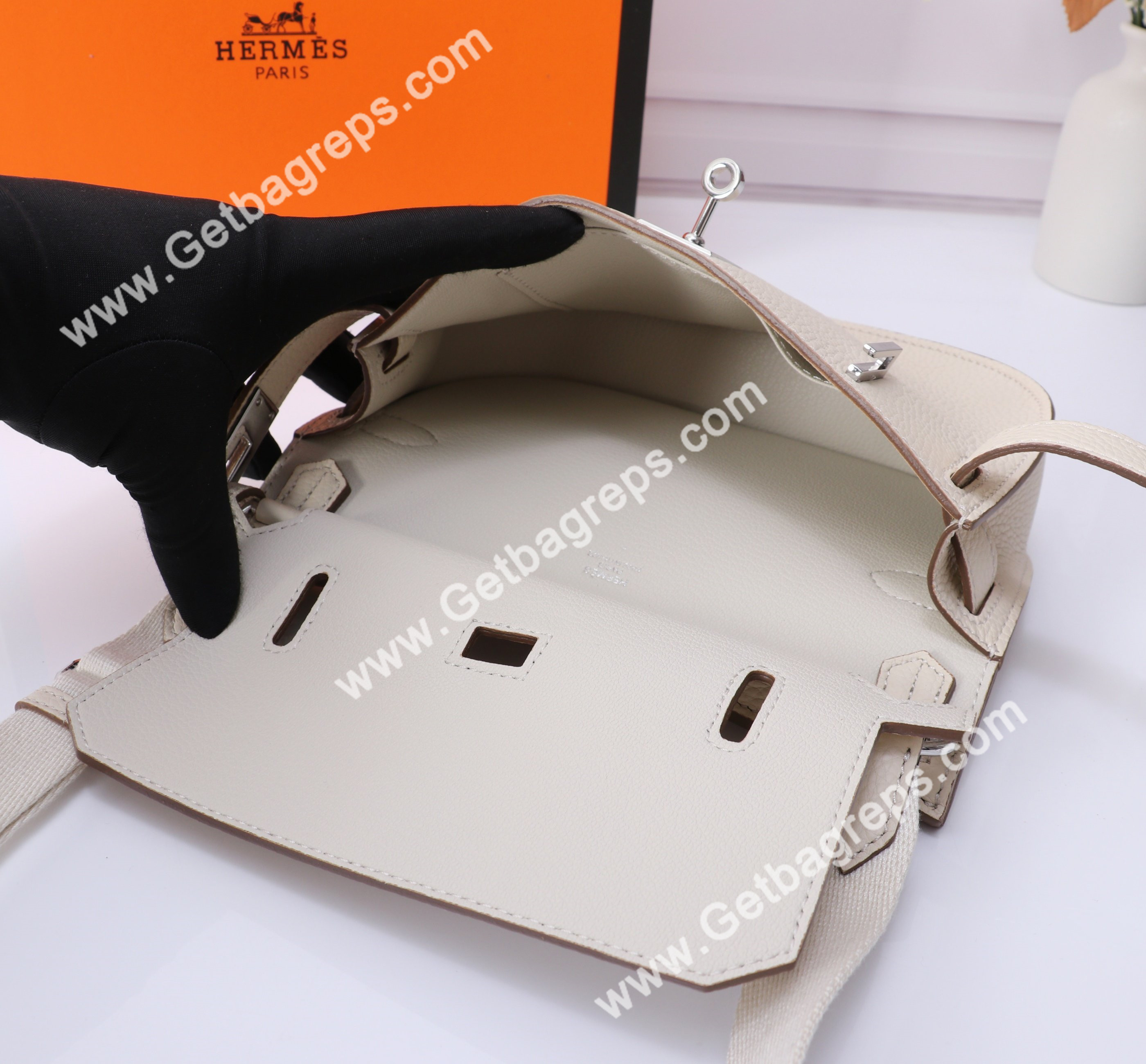 Hermes Mini Jypsiere White