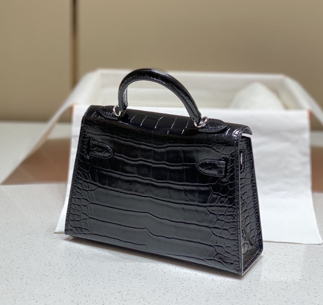 Hermes Mini Kelly 19cm Black Crocodile