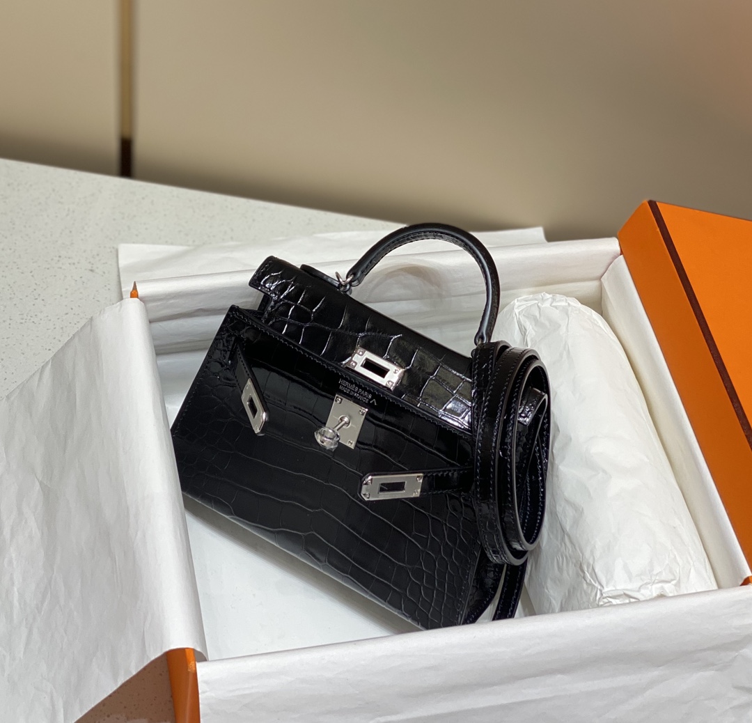 Hermes Mini Kelly 19cm Black Crocodile