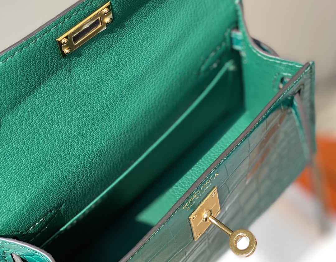 Hermes Mini Kelly 19cm Emerald Crocodile