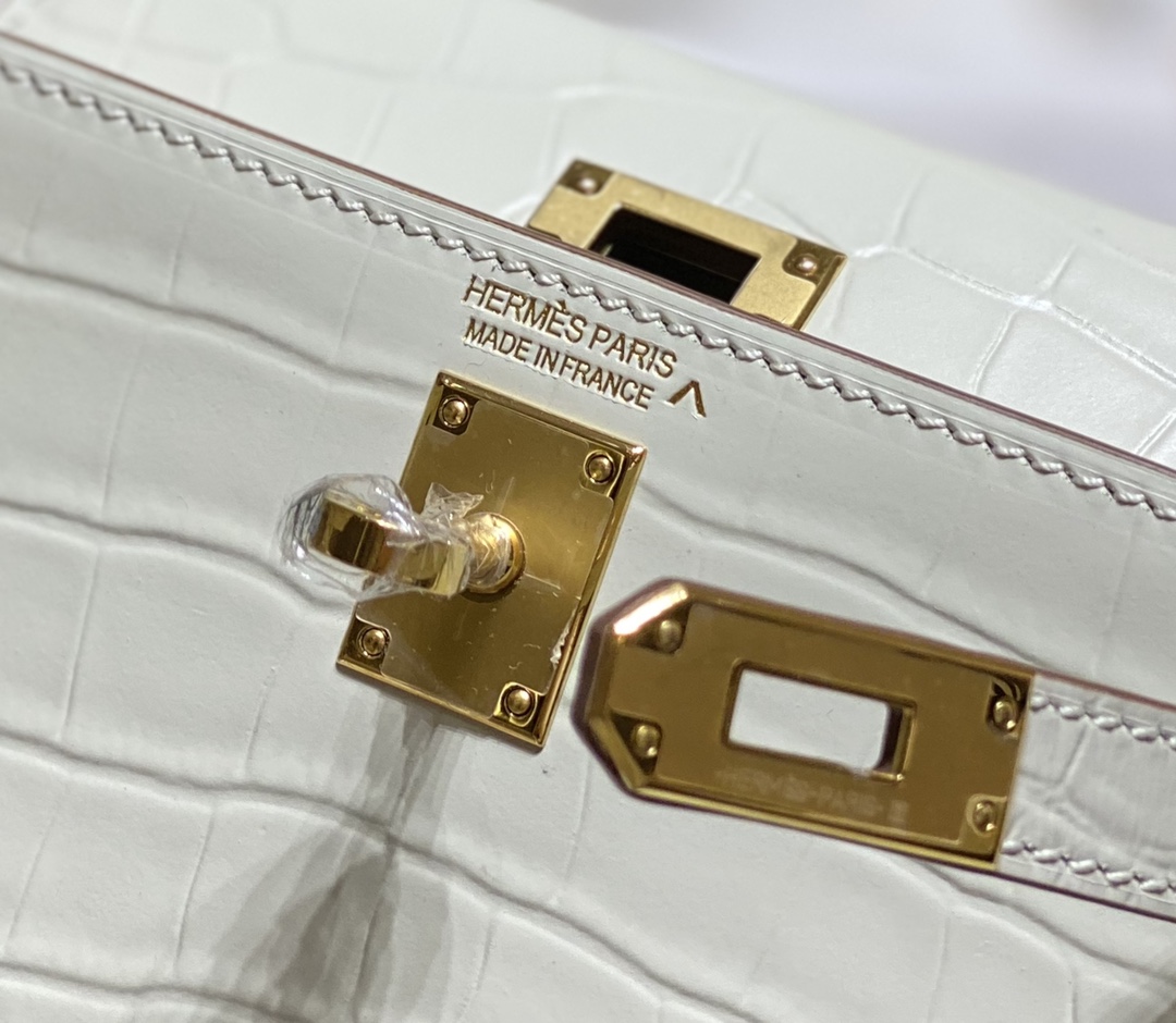 Hermes Mini Kelly 19cm Milkshake White Crocodile