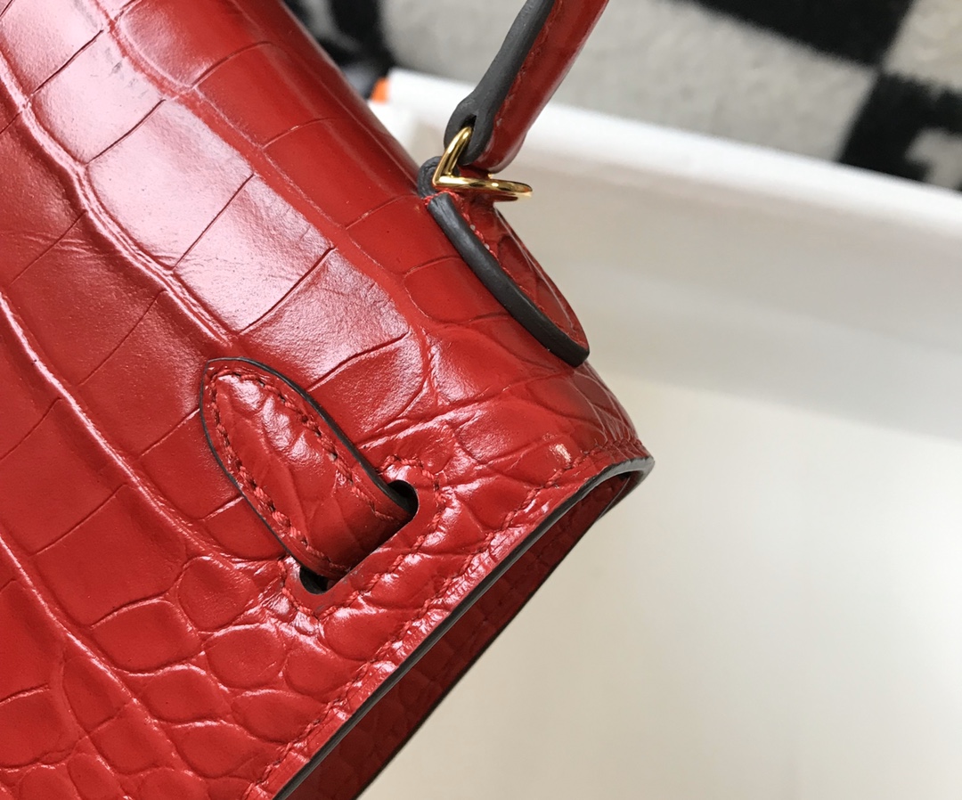 Hermes Mini Kelly 19cm Red Crocodile