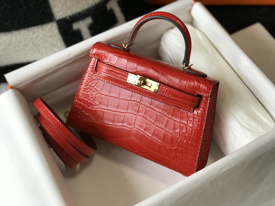 Hermes Mini Kelly 19cm Red Crocodile