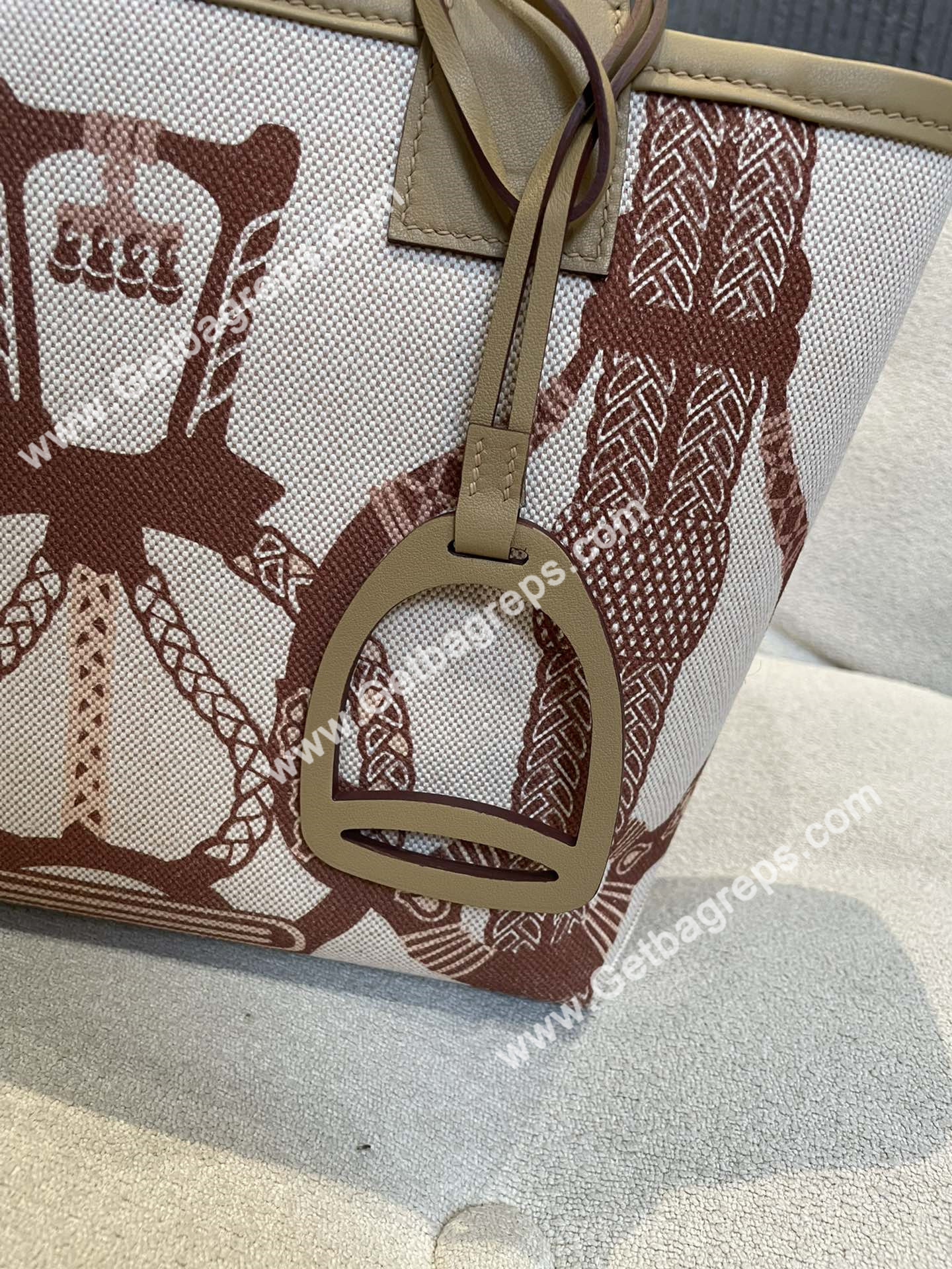 Hermes Steeple 25 Bag-001