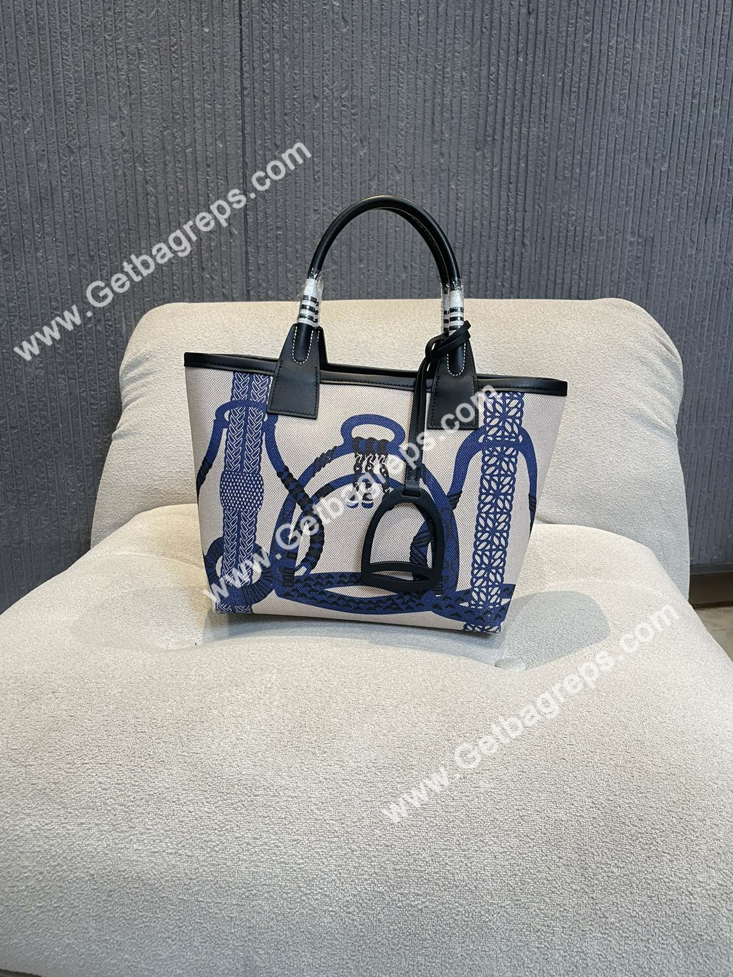 Hermes Steeple 25 Bag-009