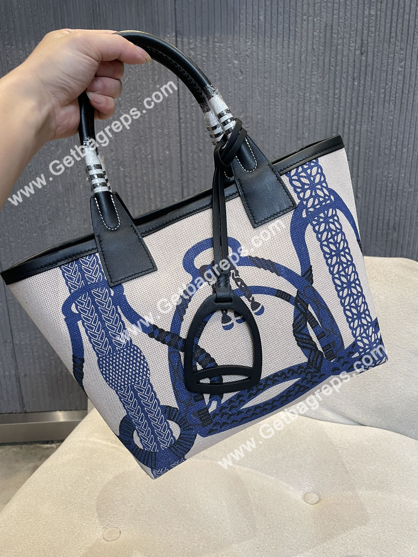 Hermes Steeple 25 Bag-009