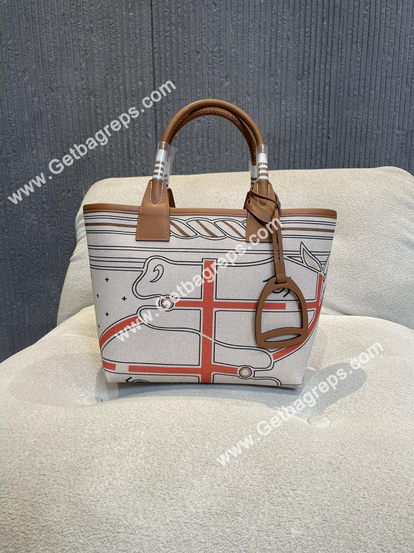 Hermes Steeple 25 Bag-010