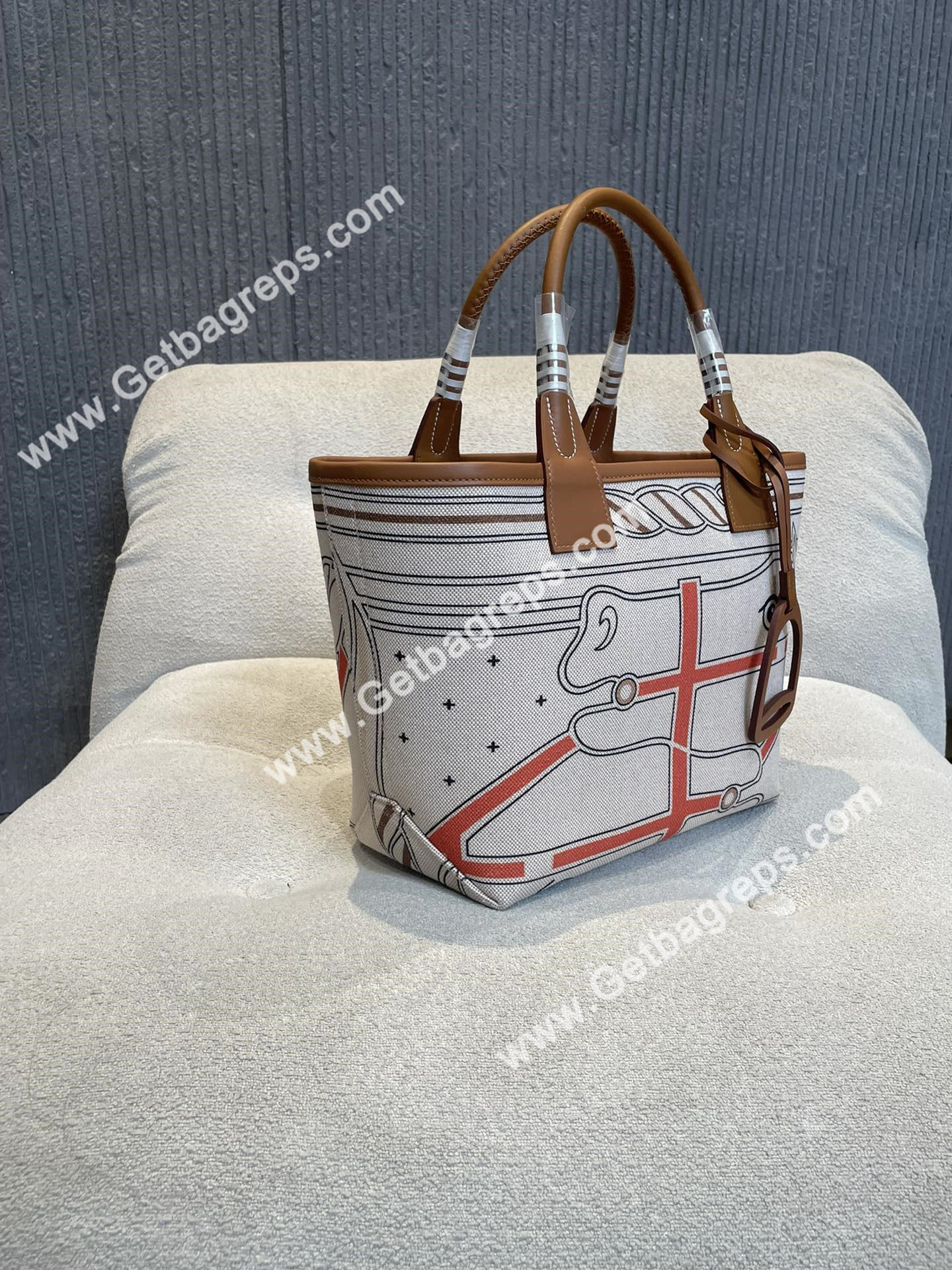 Hermes Steeple 25 Bag-010