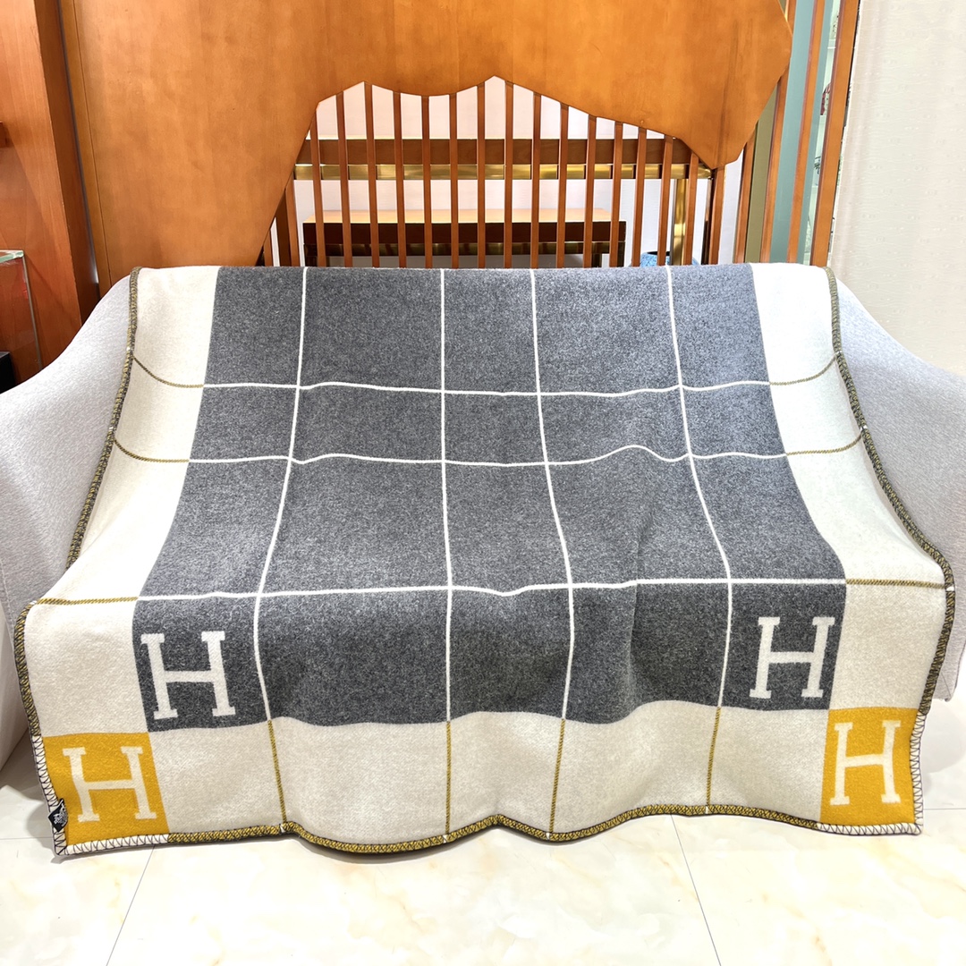 Hermes splicing Blanket Gray and Green 0014