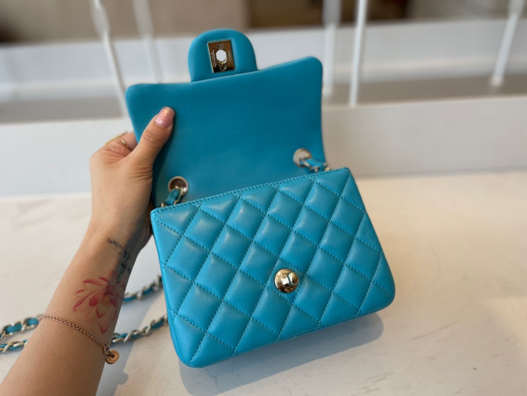 Hot Sale Chanel Classic Flap Sheepskin Small Shoulder Bag 17cm Best Gift Replica Sky Blue With Gold