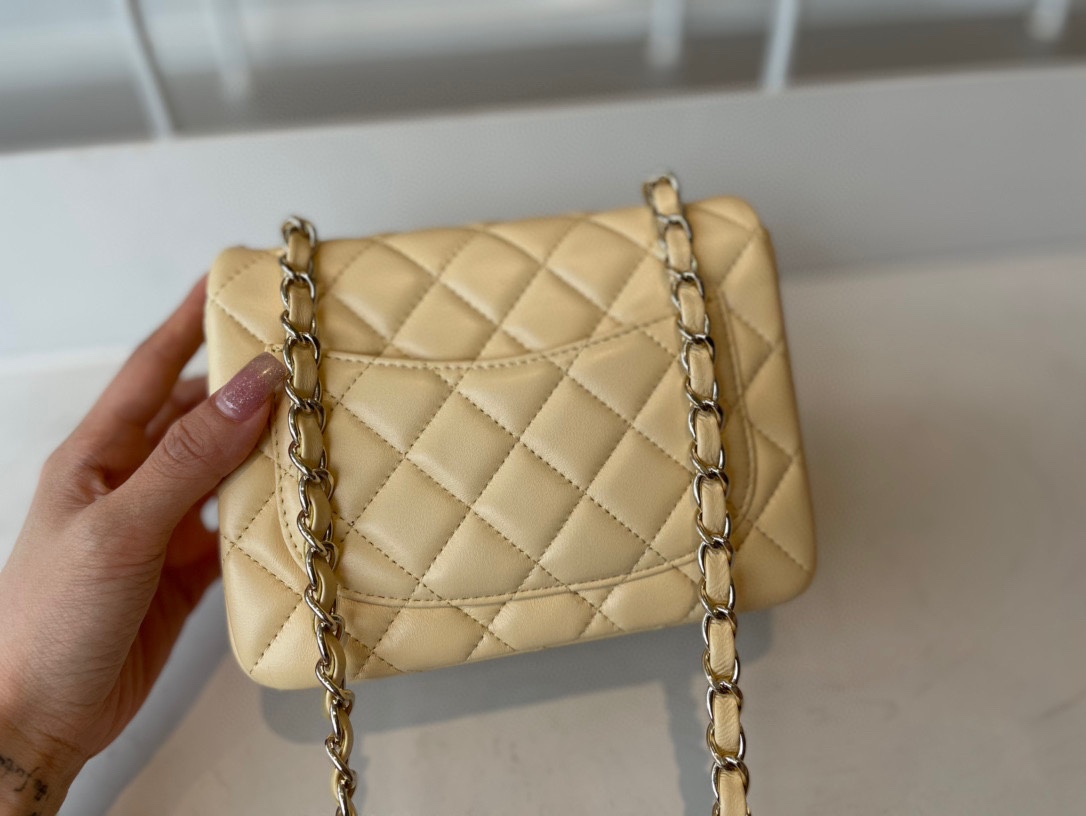 Hot Sale Chanel Classic Flap Sheepskin Small Shoulder Bag 17cm Best Gift Replica Yellow With Gold