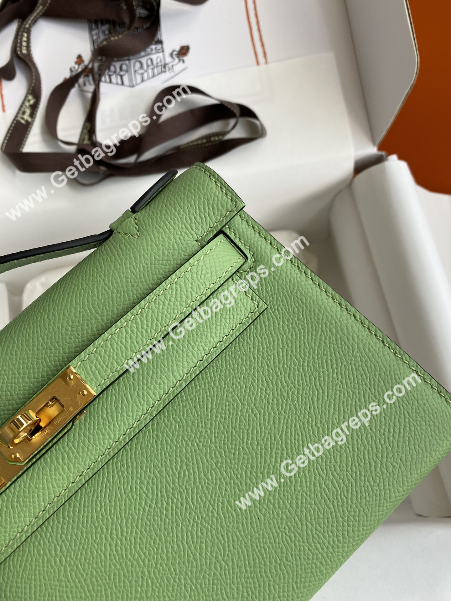 Kelly 22cm Epsom Avocado Green With Gold