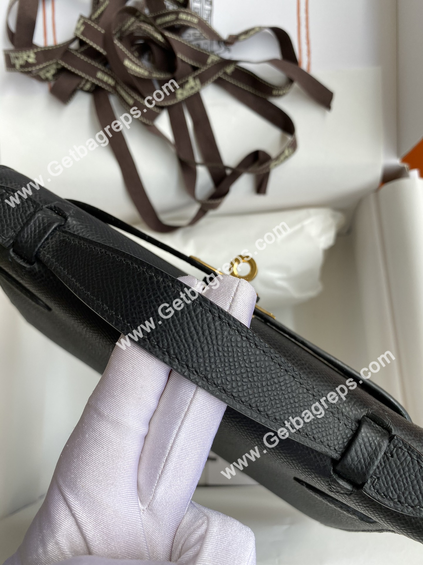 Kelly 22cm Epsom Black With Gold