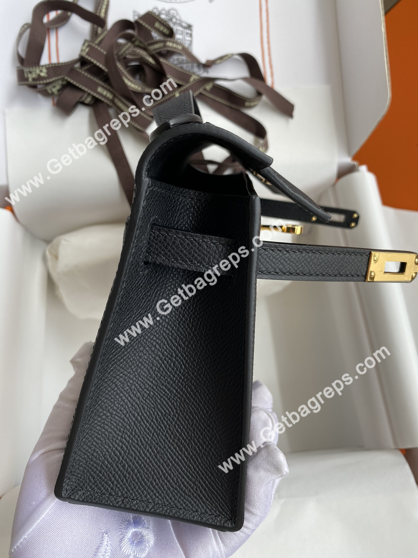 Kelly 22cm Epsom Black With Gold