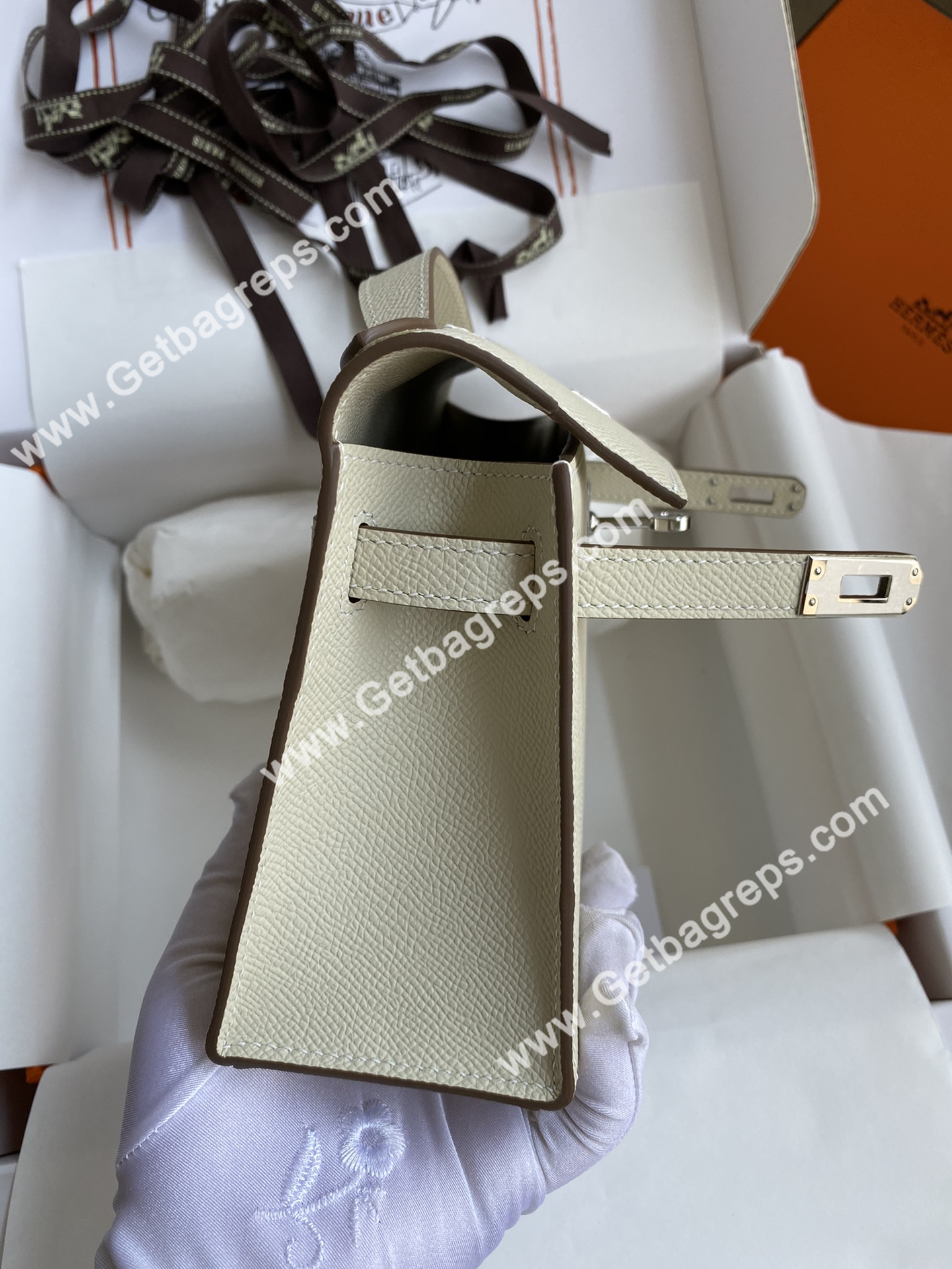 Kelly 22cm Epsom Milkshake Whitey With Silver