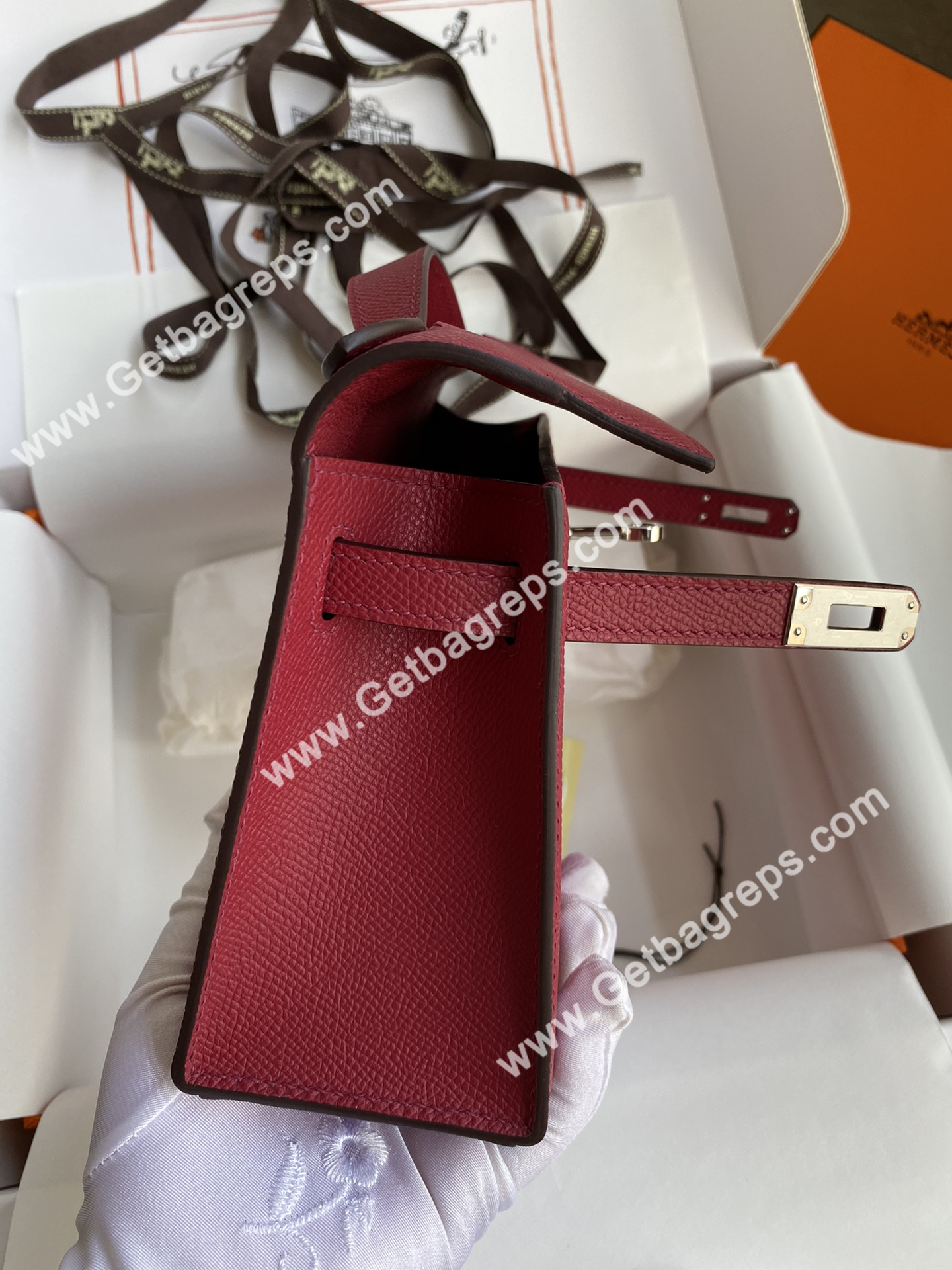 Kelly 22cm Epsom Ruby With Silver