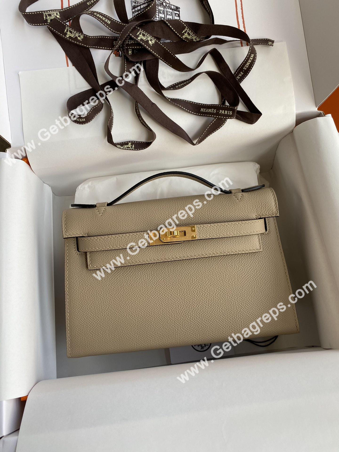 Kelly 22cm Epsom Spotted Dove Grey With Gold