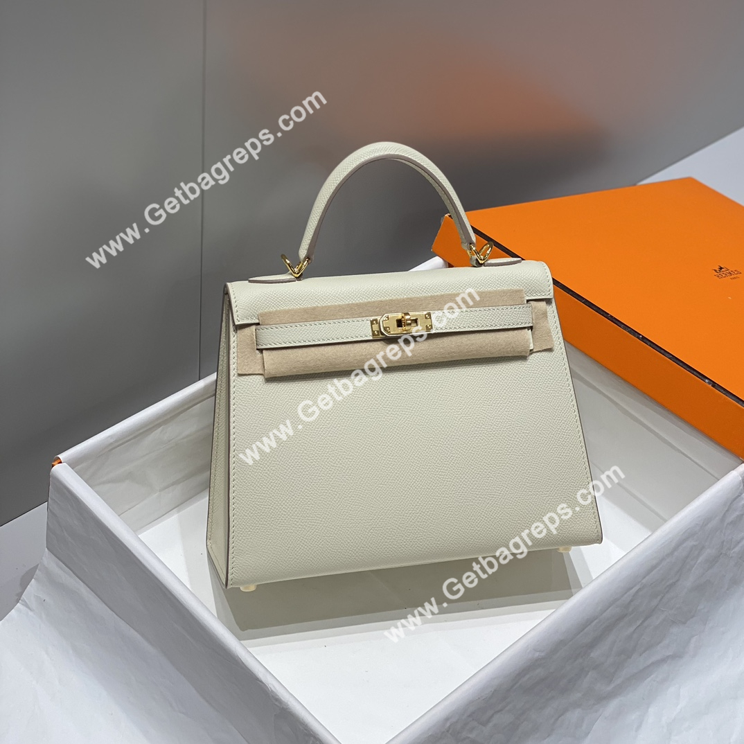 Kelly 28cm Epsom Milkshake white With Gold