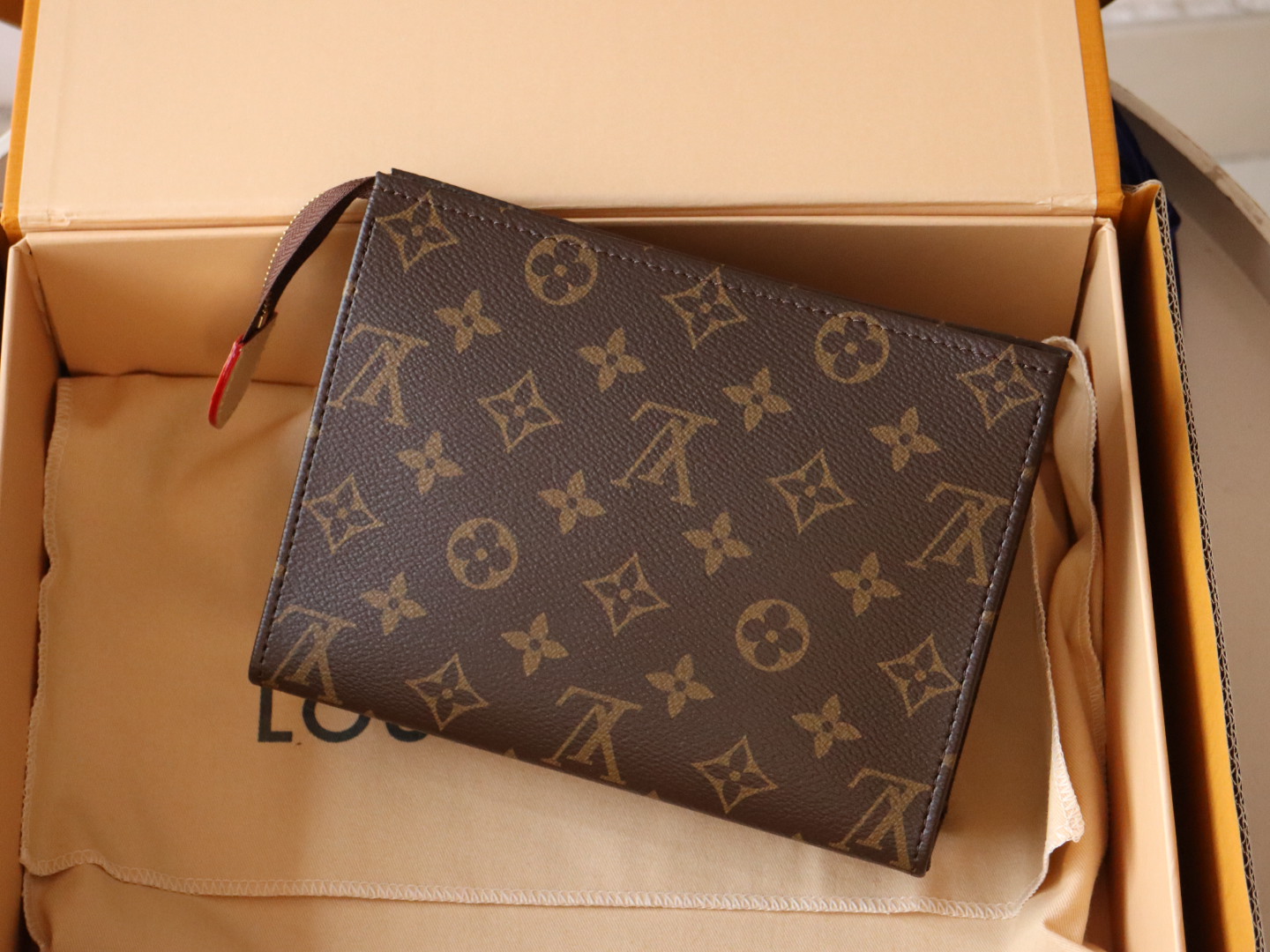 LOUIS VUITTON Monogram Poche Toilette 19 Pouch M47544 