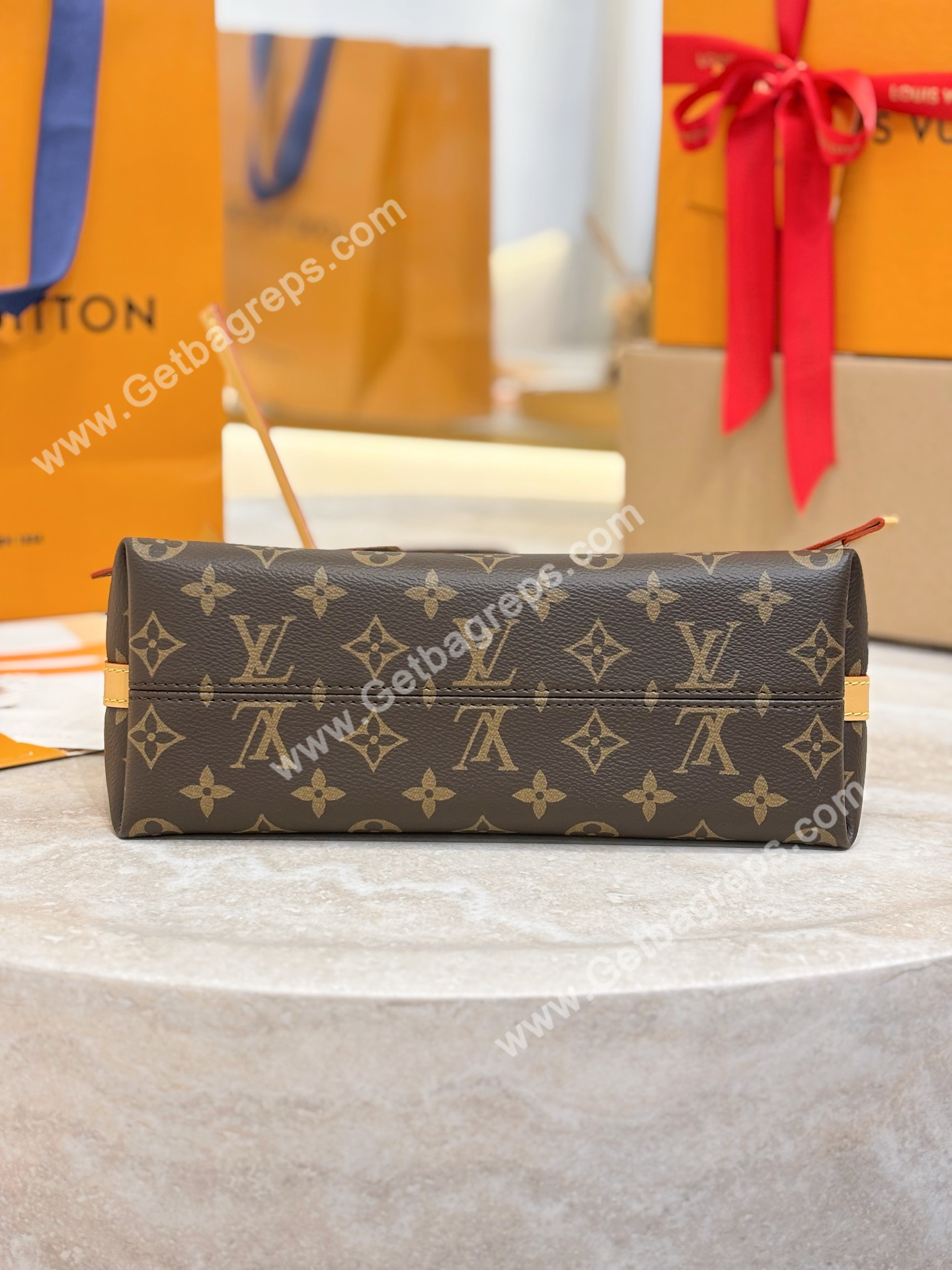 LV M13014 CarryAll BB Monogram Canvas