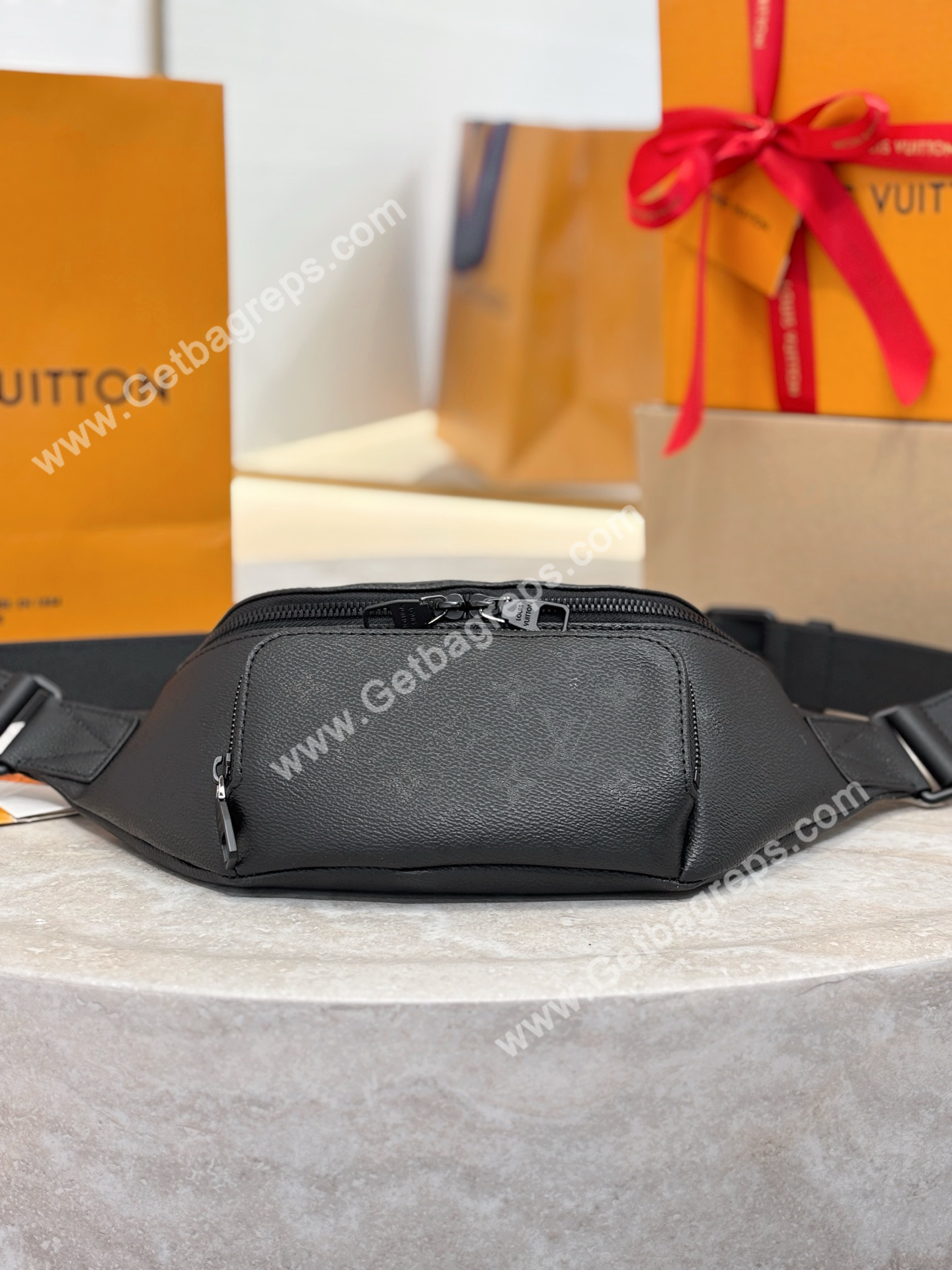 LV M26763 Rush Bumbag Black Monogram Midnight