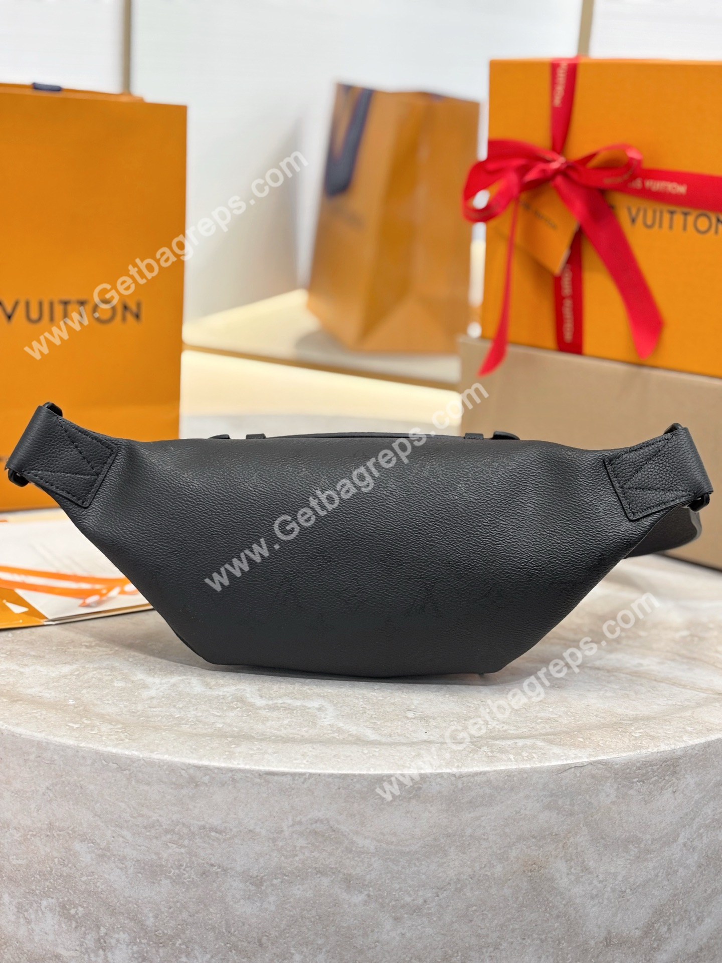 LV M26763 Rush Bumbag Black Monogram Midnight