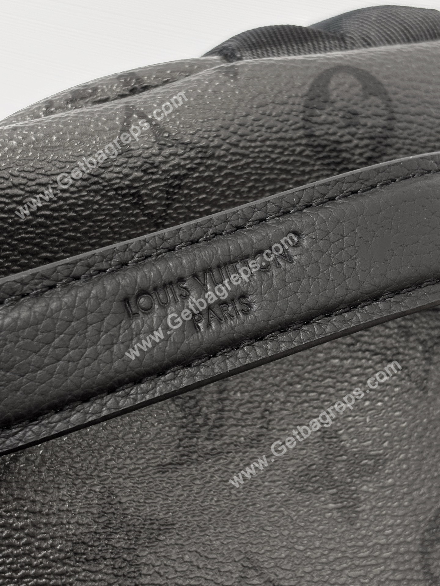 LV M26765 Discovery Cargo Backpack Black Monogram Midnight