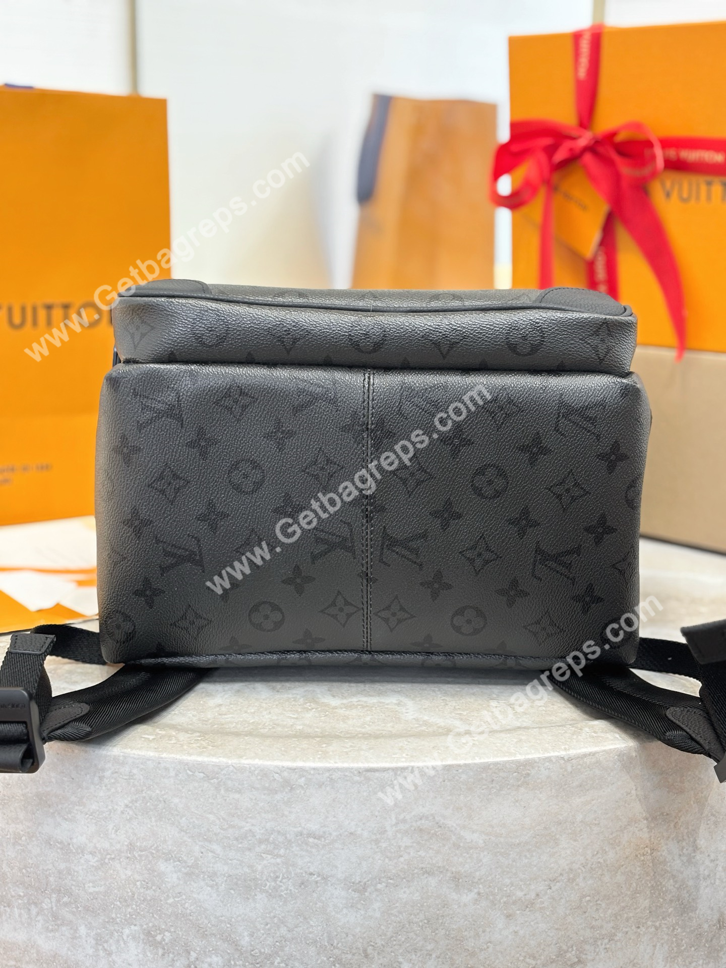 LV M26765 Discovery Cargo Backpack Black Monogram Midnight