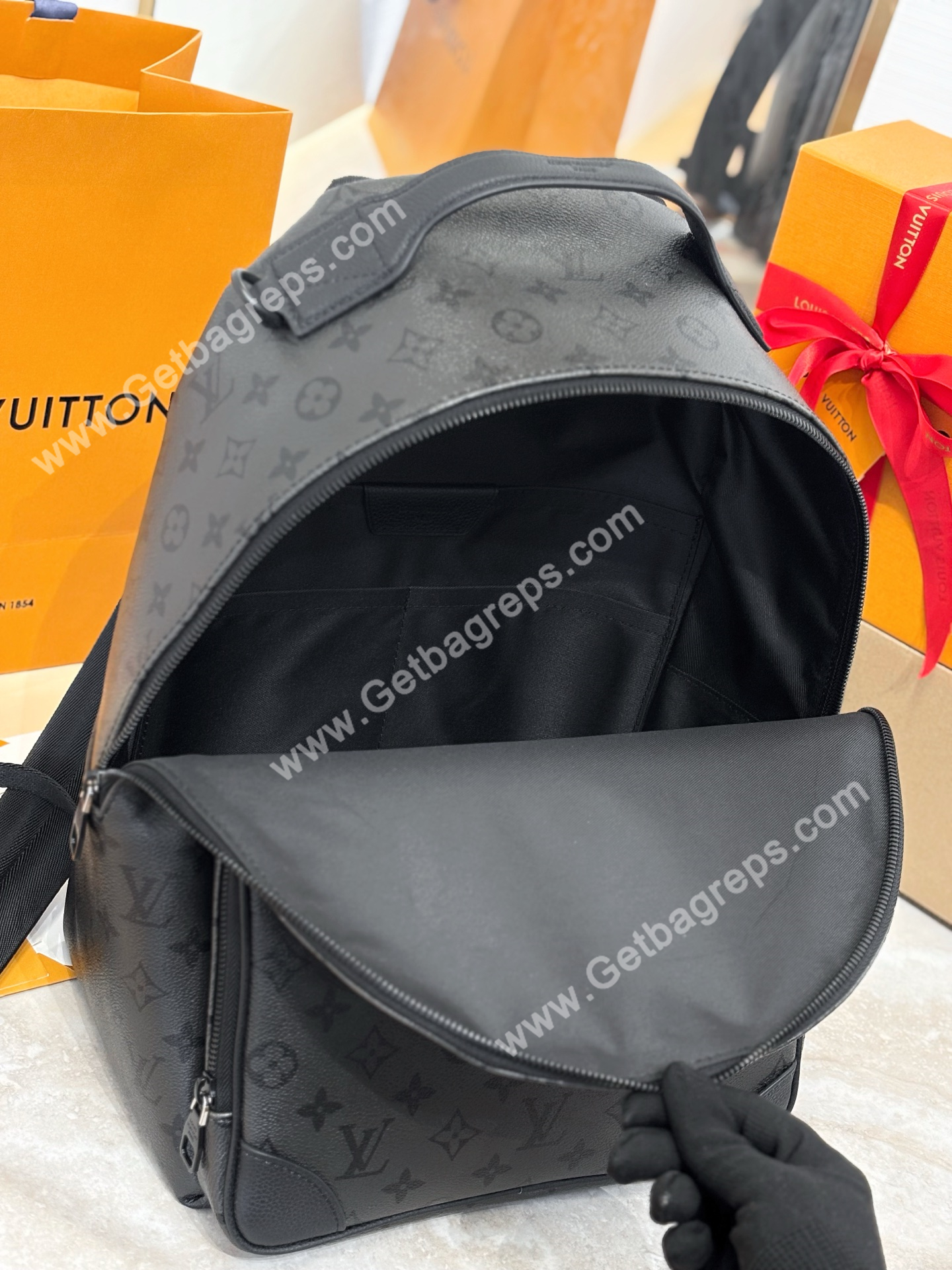LV M26765 Discovery Cargo Backpack Black Monogram Midnight