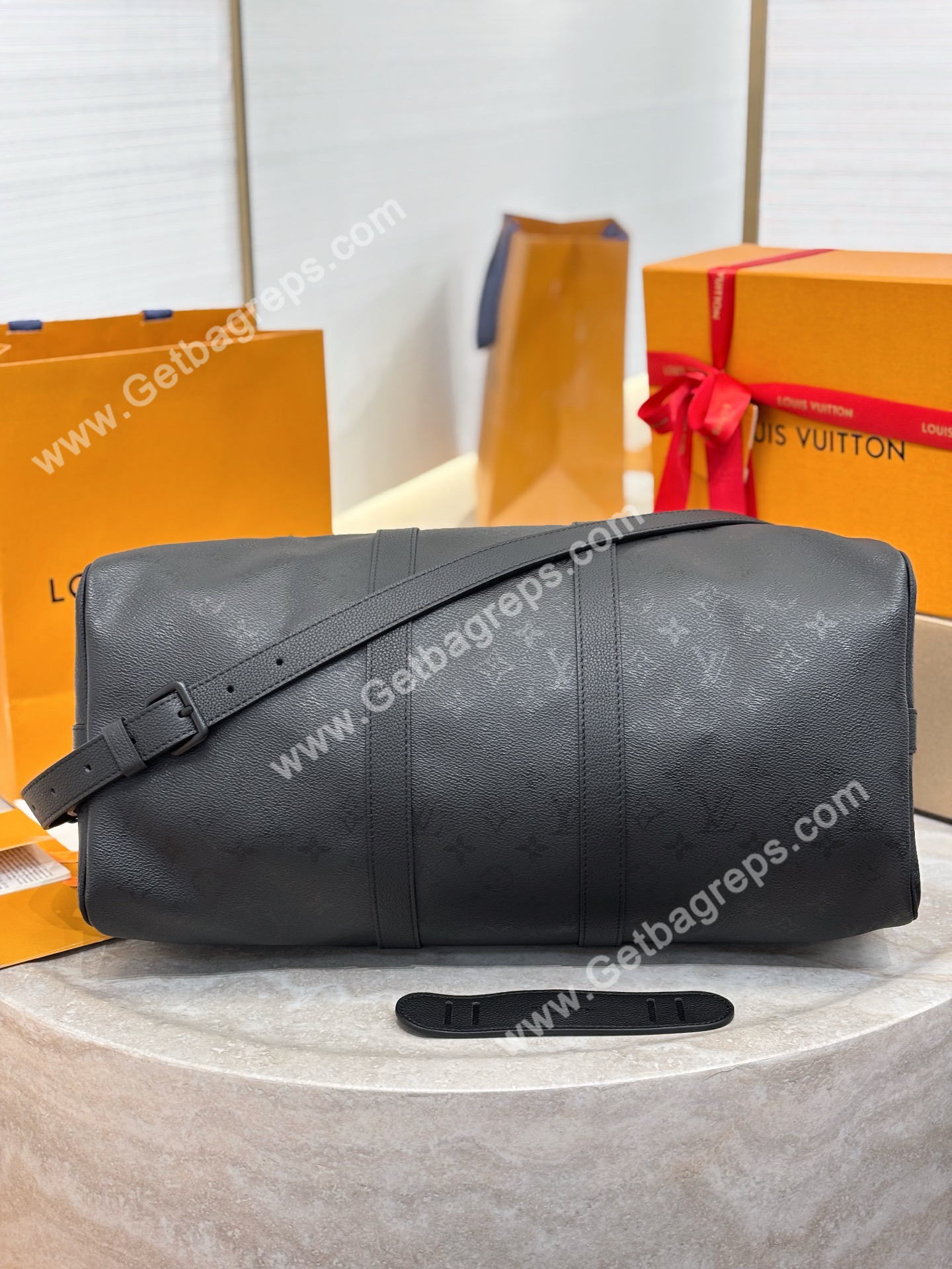 LV M28403 Keepall Bandouliere 45 Black Monogram Midnight