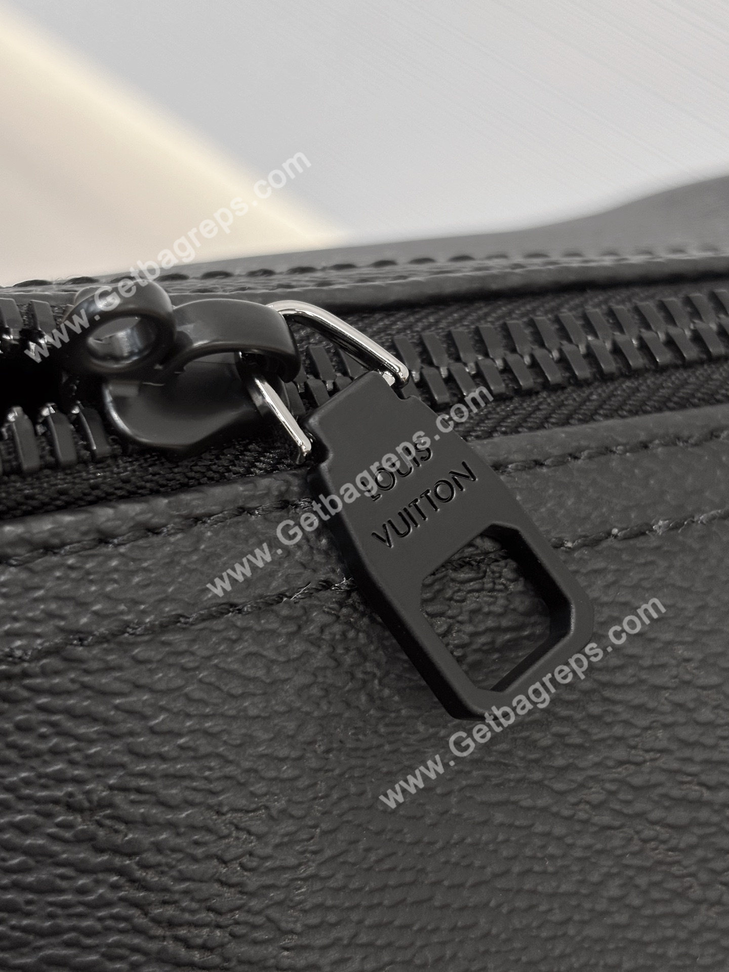 LV M28403 Keepall Bandouliere 55 Black Monogram Midnight