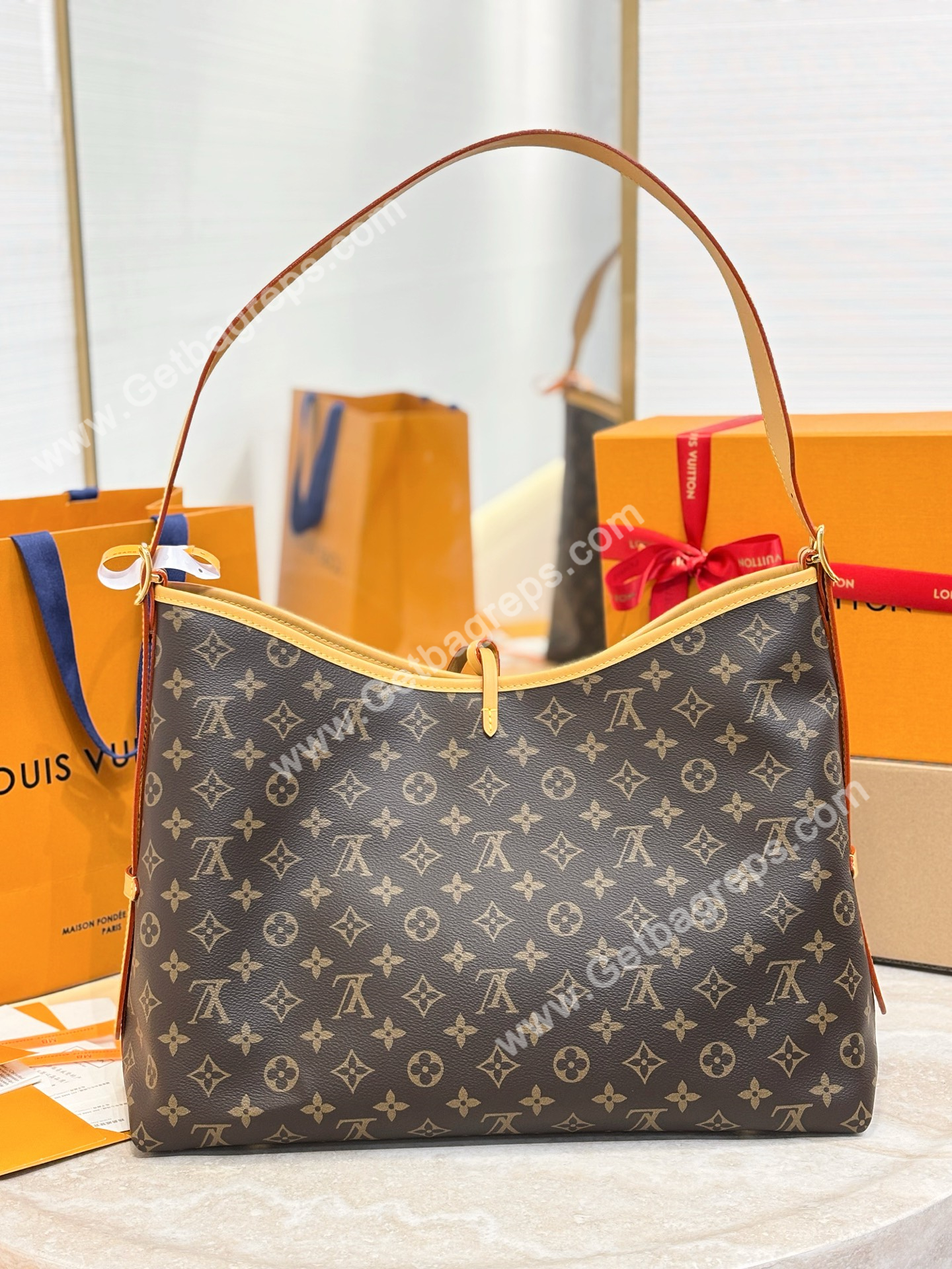 LV M46197 Carryall Monogram Canvas MM Hobo Bag