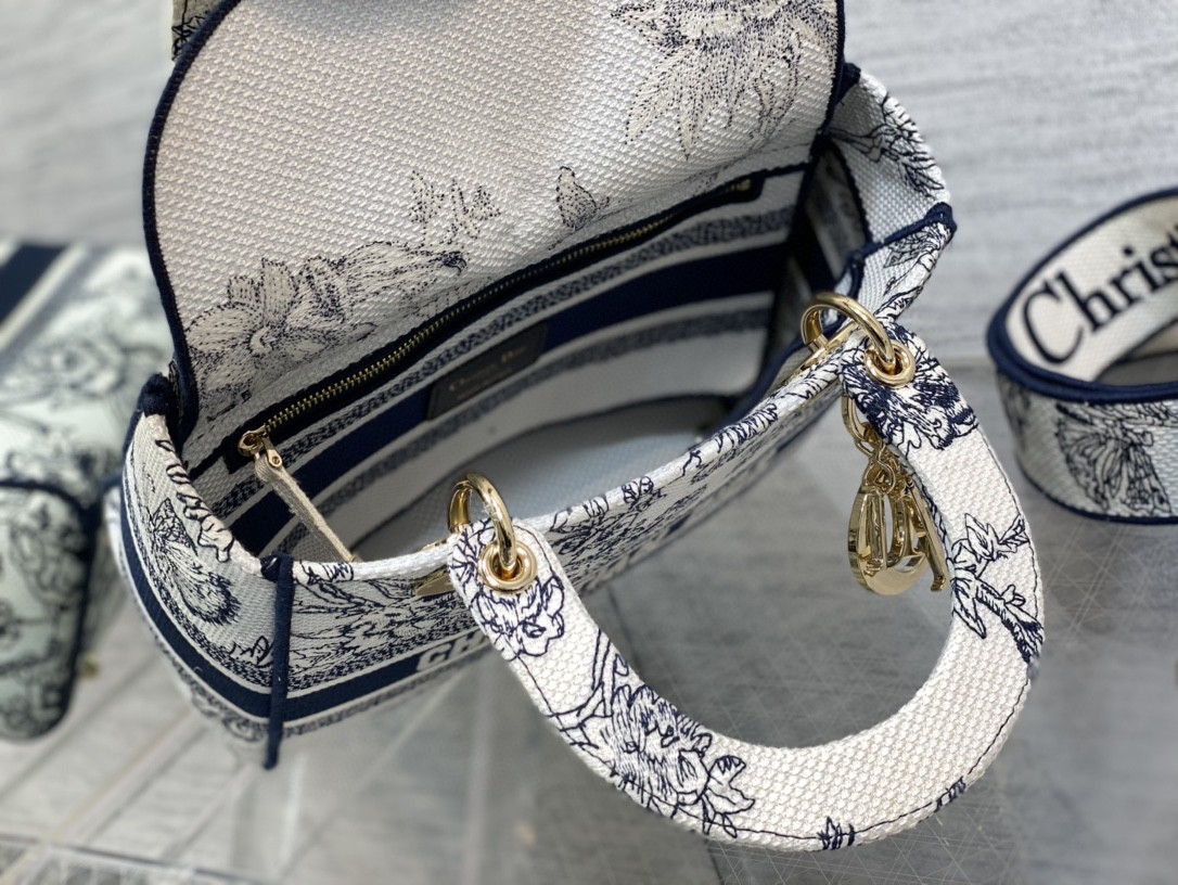 Lady D-Lith Bag Medium Powder Blue Dior Jardin Botanique Embroidery