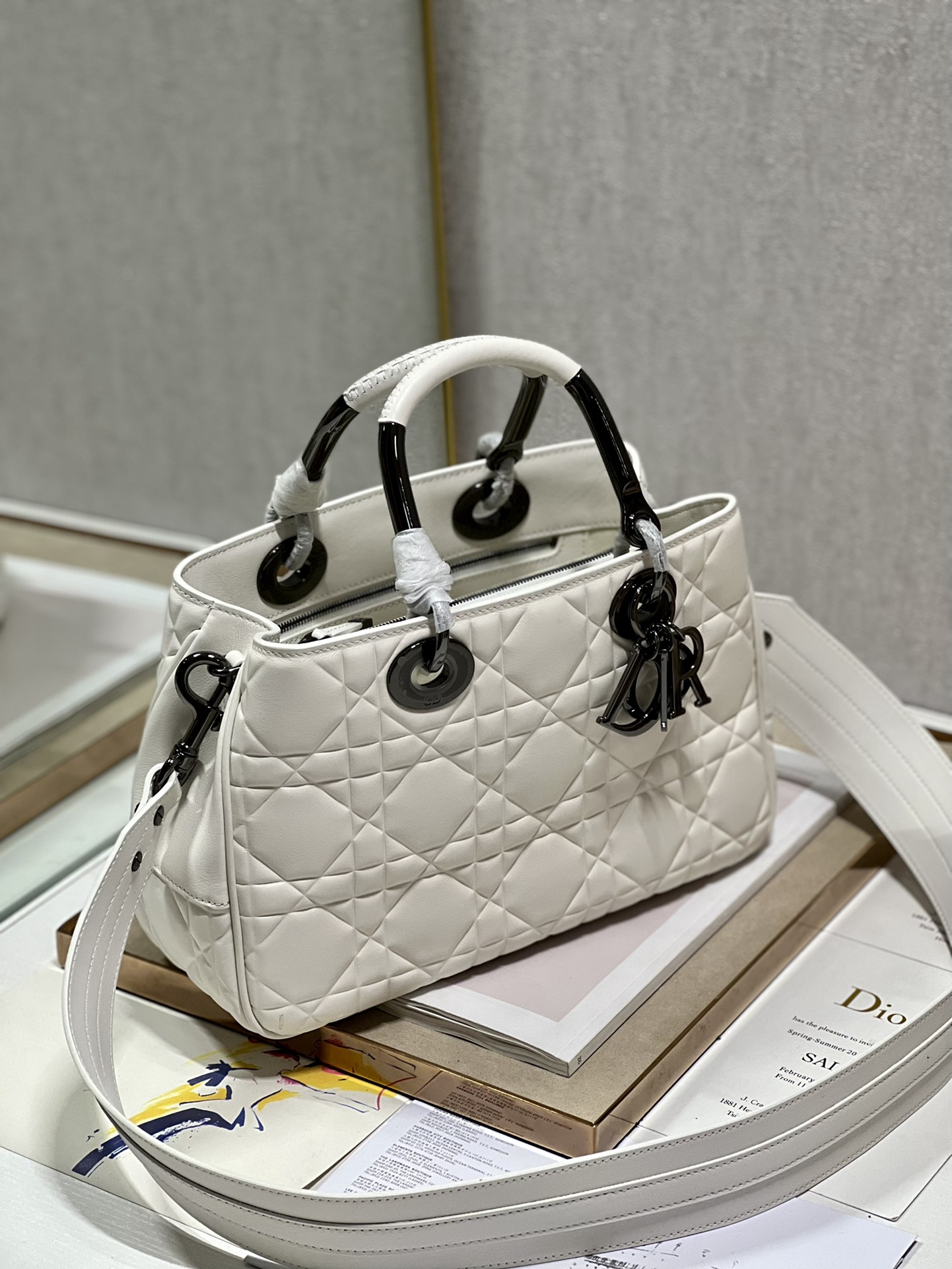 Lady Dior 95.22 Large White Cannage Lambskin With Black Hardware 