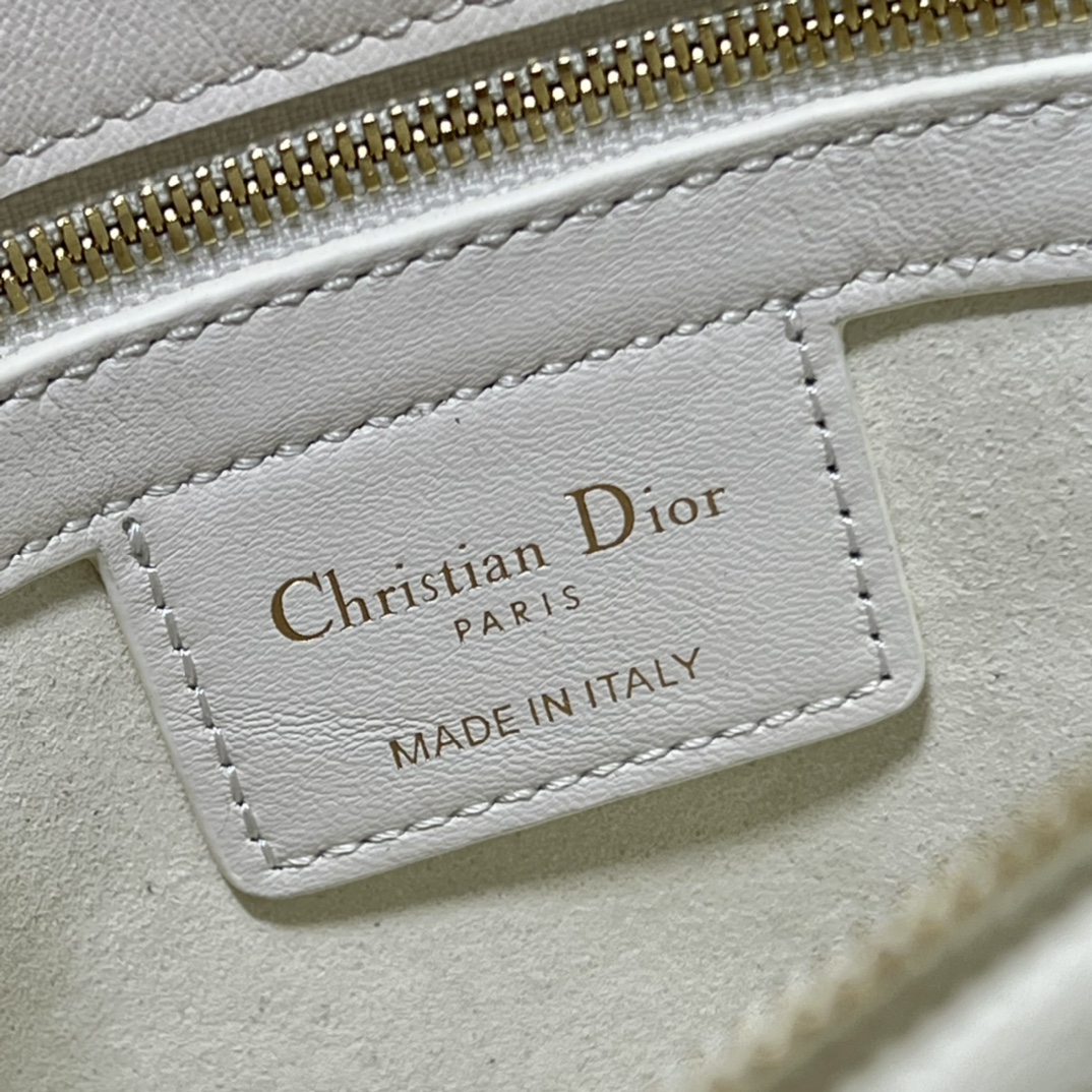 Lady Dior 95.22 Large White Cannage Lambskin With Gold Hardware 