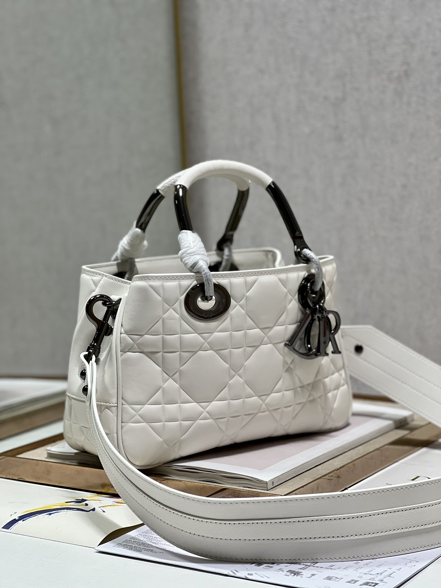 Lady Dior 95.22 Medium White Cannage Lambskin With Black Hardware 