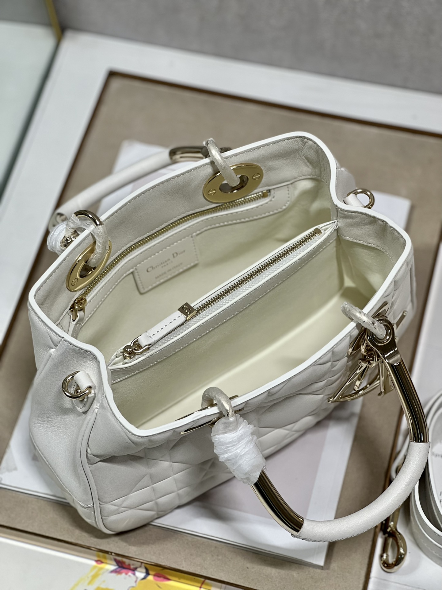 Lady Dior 95.22 Medium White Cannage Lambskin With Gold Hardware 